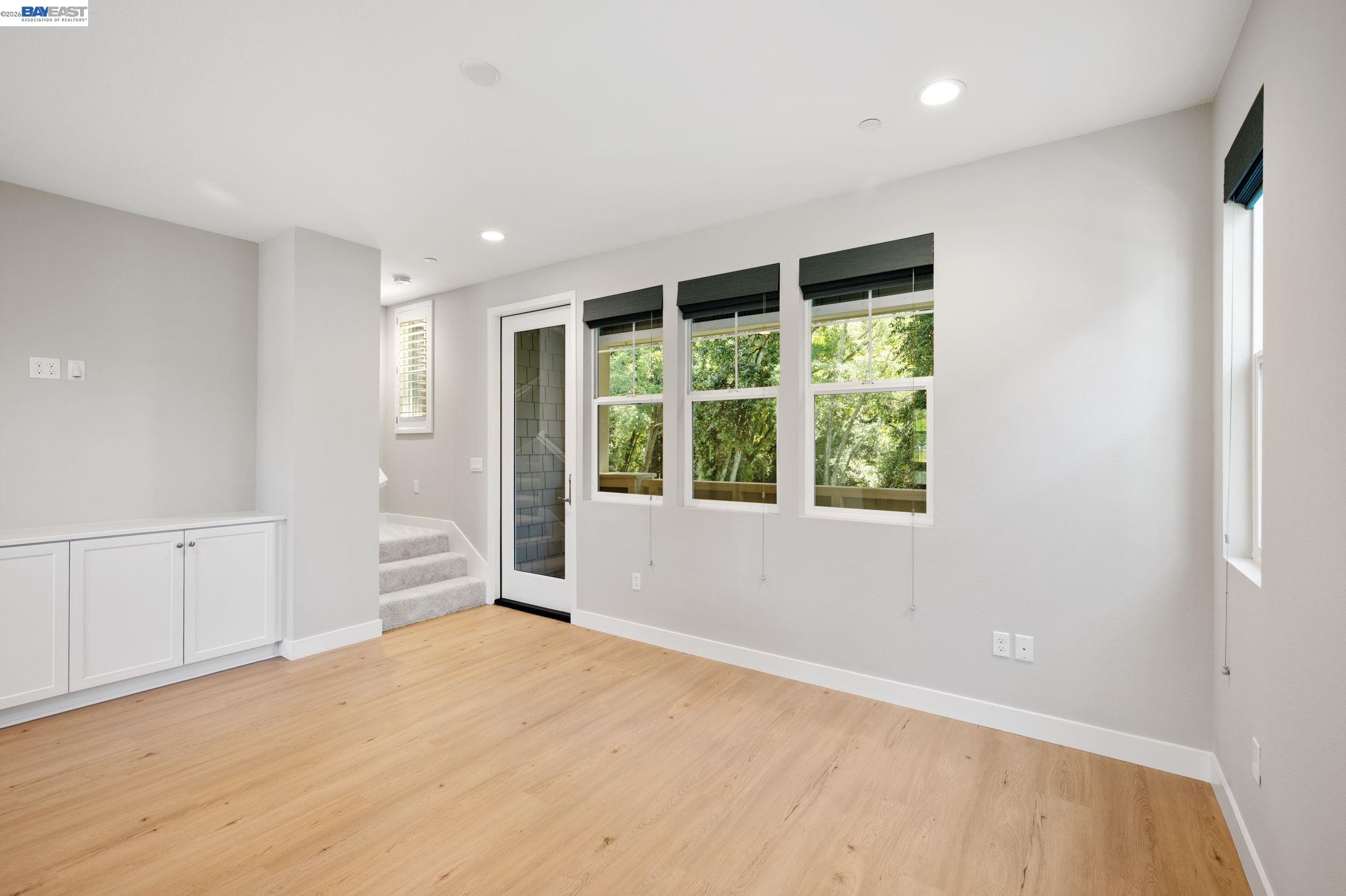 Detail Gallery Image 15 of 44 For 347 Skyforest Way, Scotts Valley,  CA 95066 - 4 Beds | 3/1 Baths