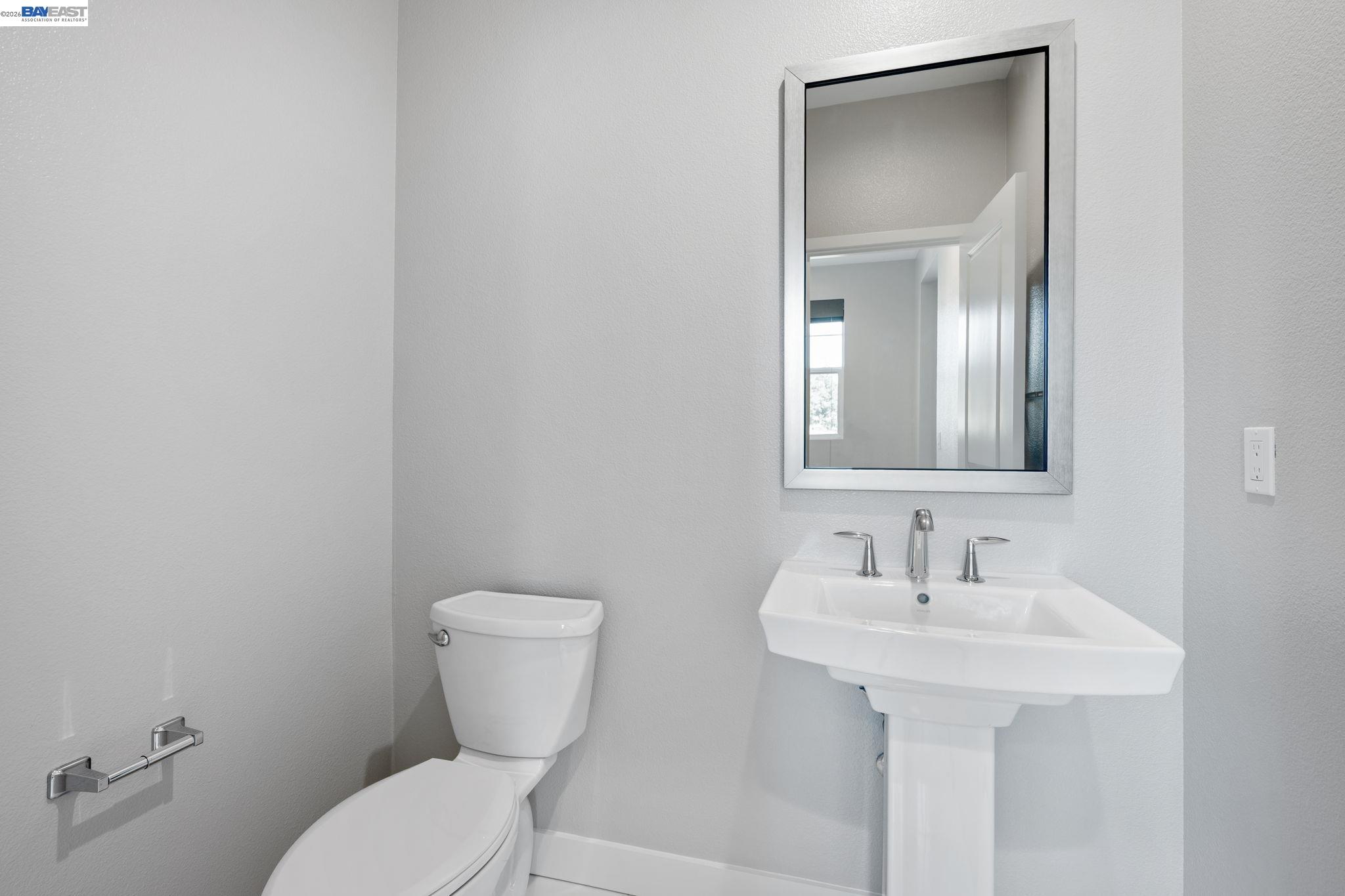 Detail Gallery Image 22 of 44 For 347 Skyforest Way, Scotts Valley,  CA 95066 - 4 Beds | 3/1 Baths