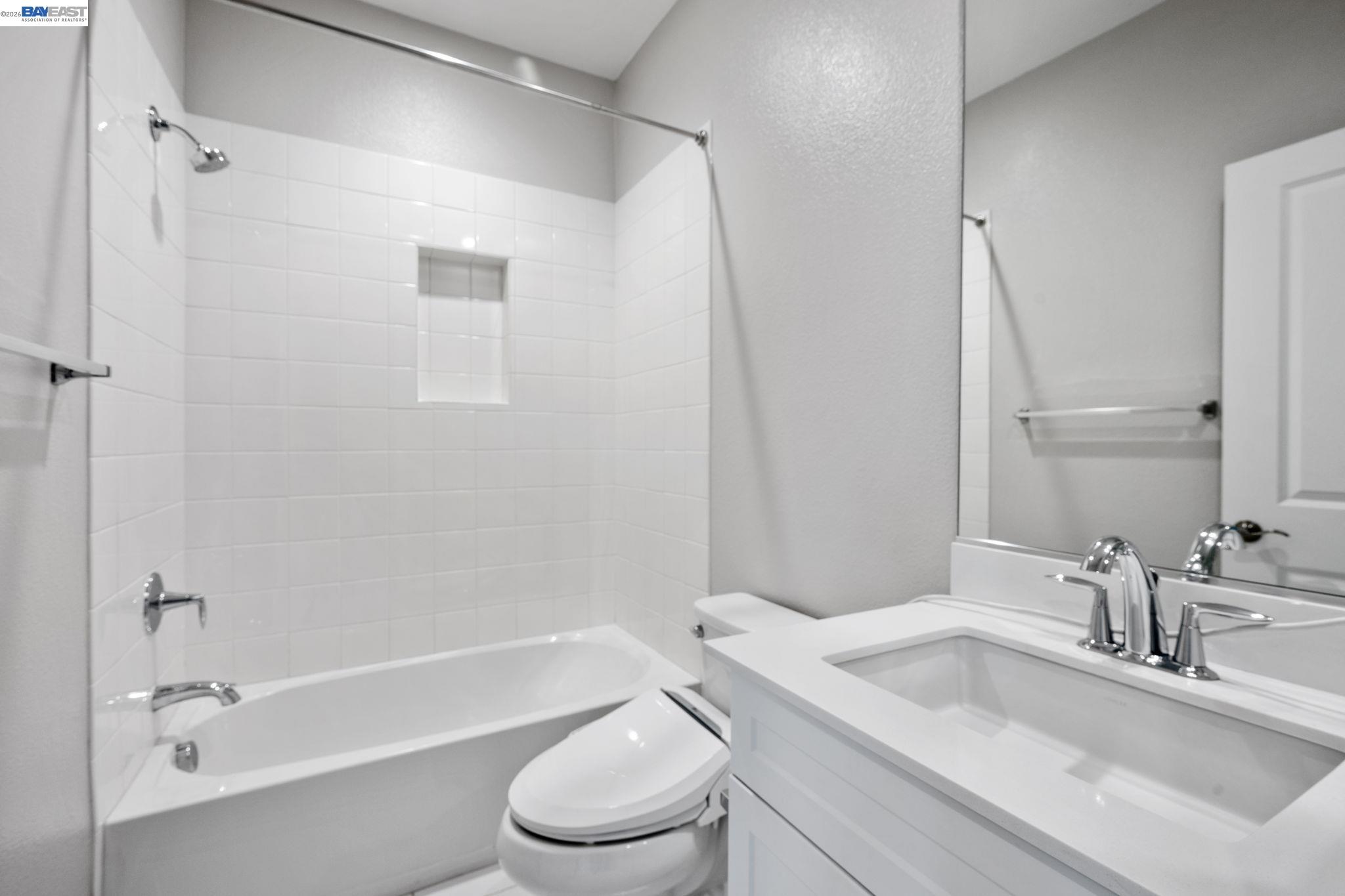 Detail Gallery Image 33 of 44 For 347 Skyforest Way, Scotts Valley,  CA 95066 - 4 Beds | 3/1 Baths