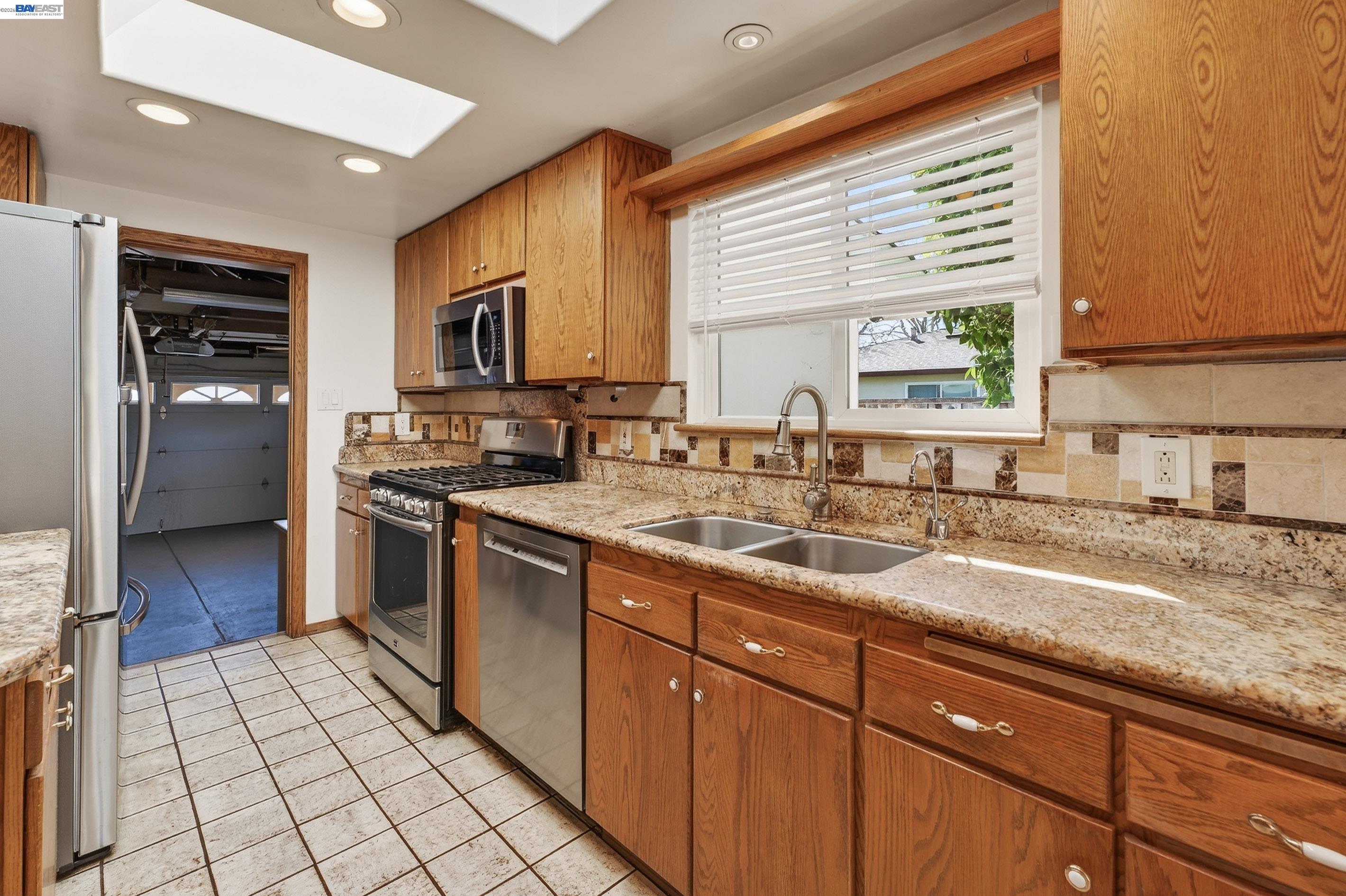 Detail Gallery Image 17 of 53 For 1450 Kolln St, Pleasanton,  CA 94566 - 4 Beds | 2 Baths