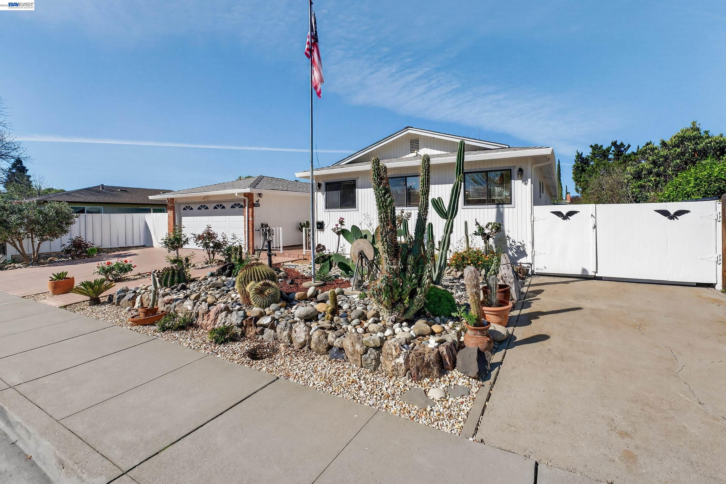 Detail Gallery Image 3 of 53 For 1450 Kolln St, Pleasanton,  CA 94566 - 4 Beds | 2 Baths