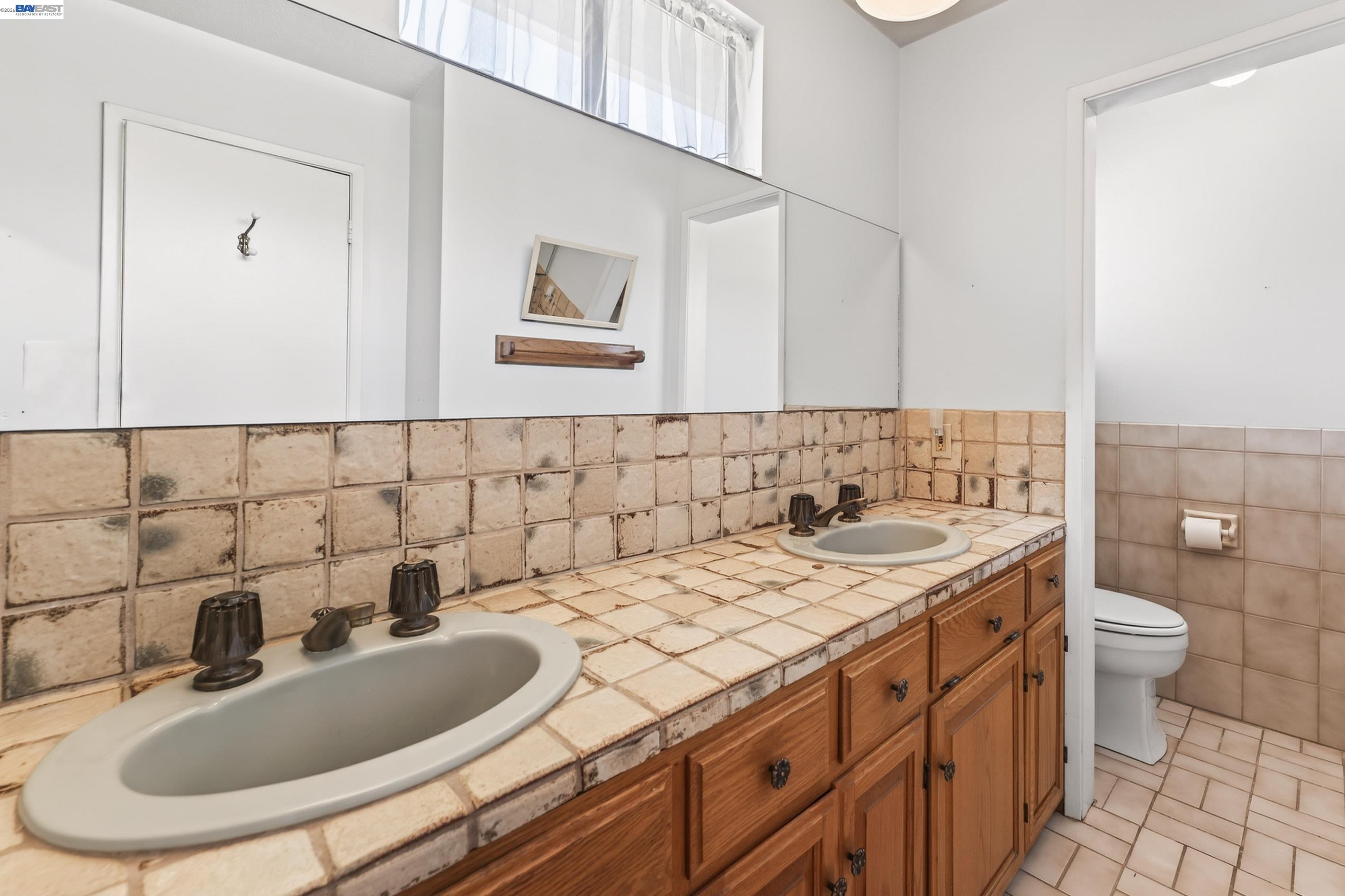 Detail Gallery Image 31 of 53 For 1450 Kolln St, Pleasanton,  CA 94566 - 4 Beds | 2 Baths
