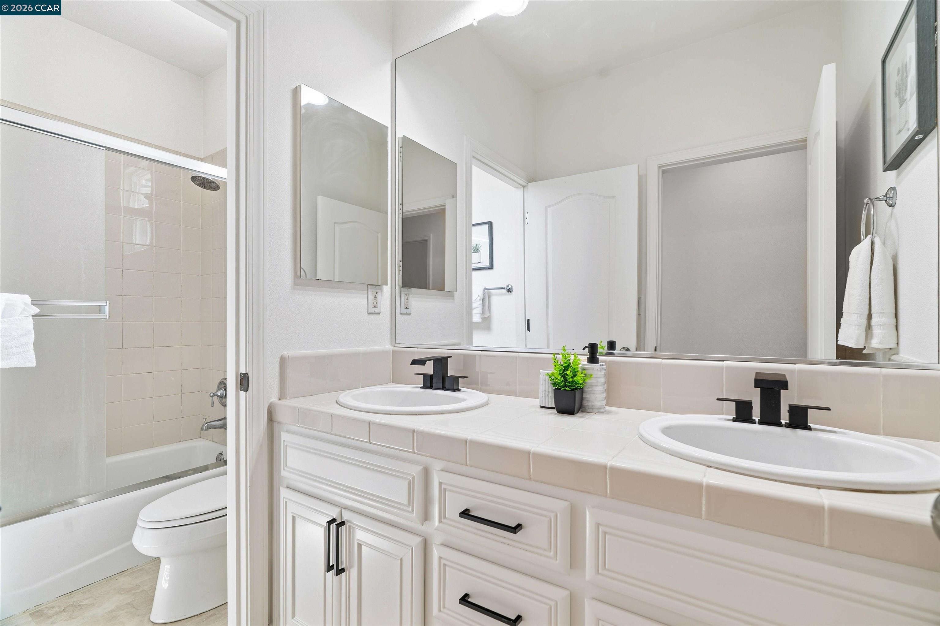 Detail Gallery Image 29 of 55 For 2650 Casella Way, San Ramon,  CA 94582 - 4 Beds | 3/1 Baths