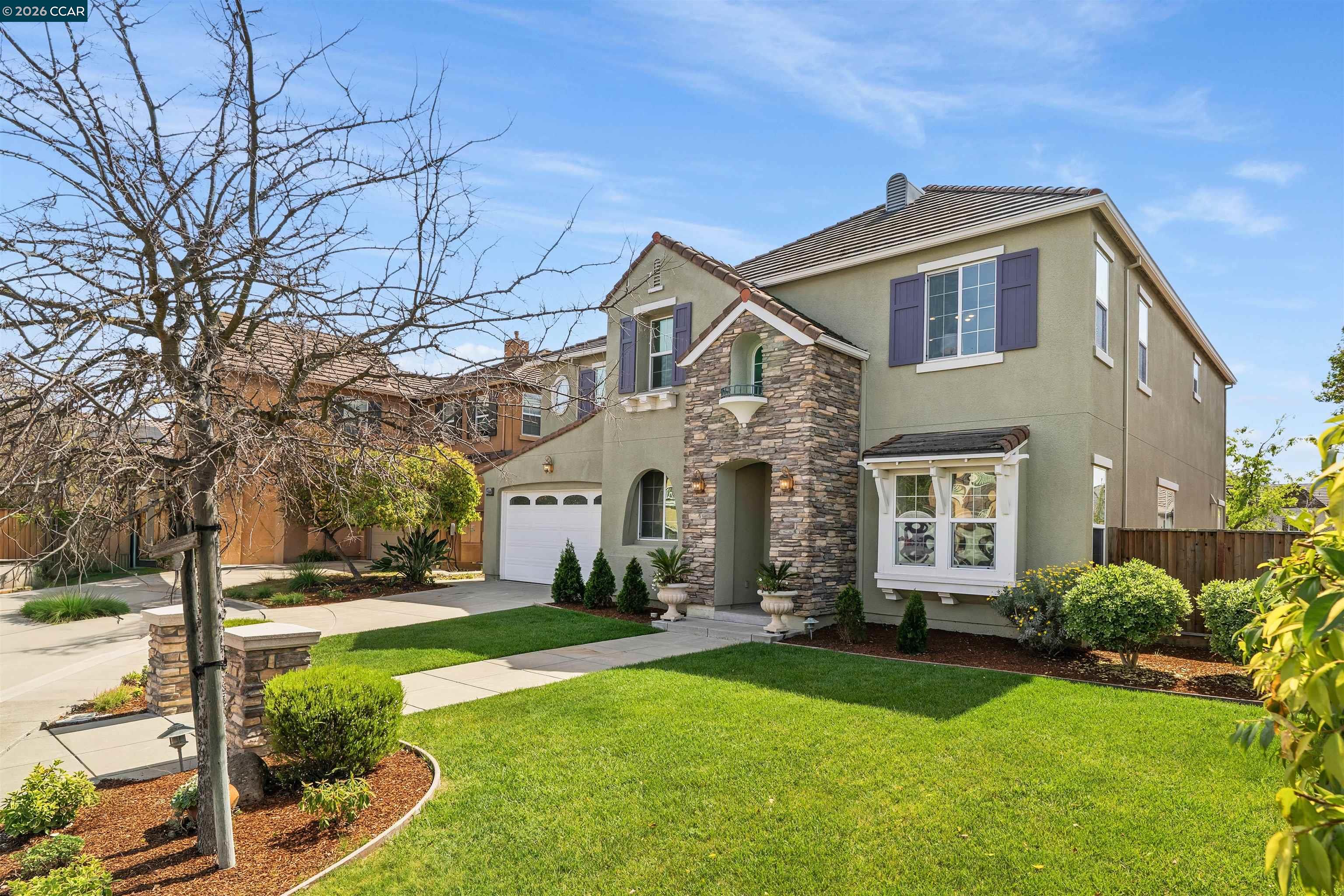 Detail Gallery Image 4 of 55 For 2650 Casella Way, San Ramon,  CA 94582 - 4 Beds | 3/1 Baths