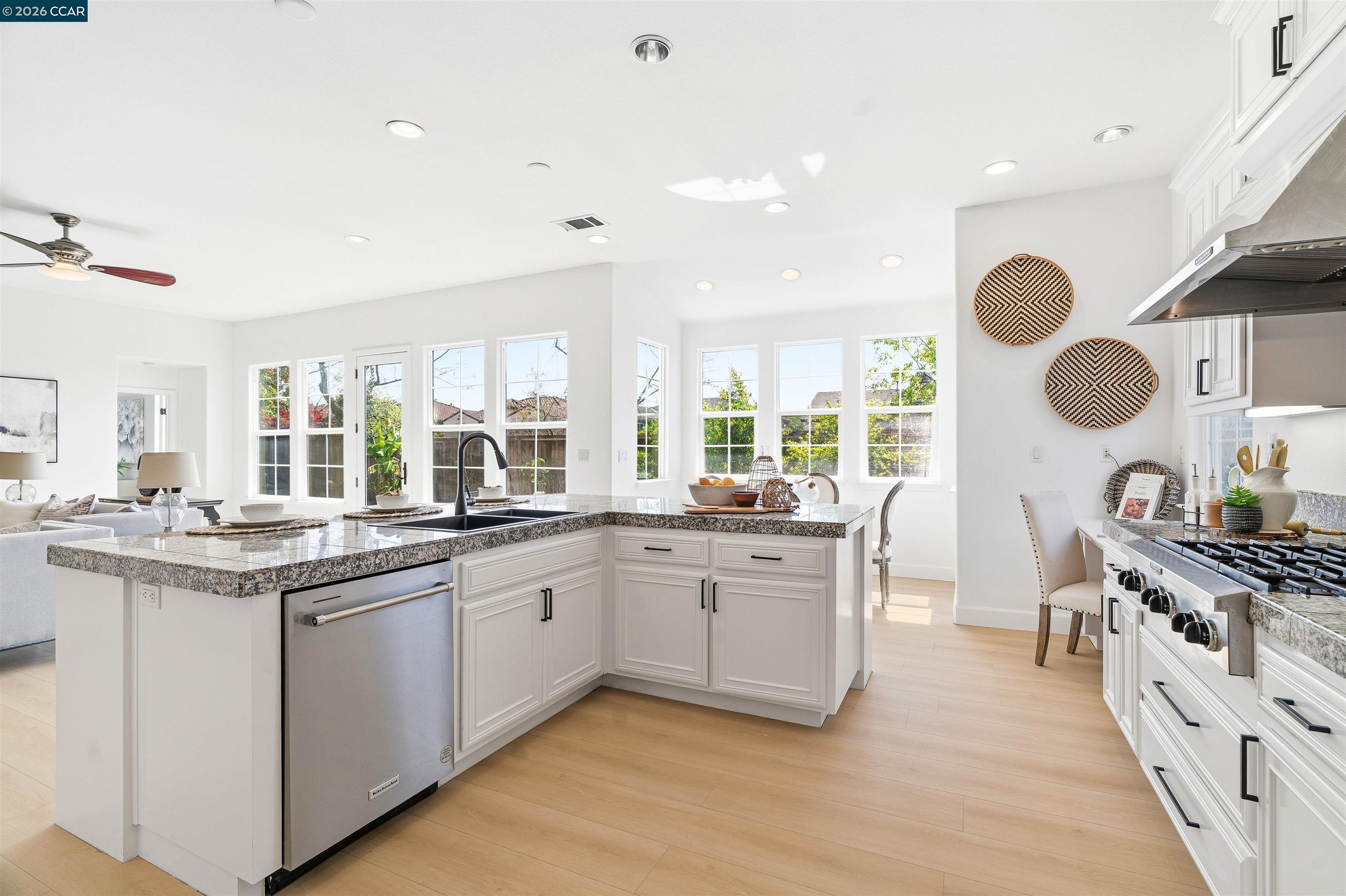 Detail Gallery Image 33 of 55 For 2650 Casella Way, San Ramon,  CA 94582 - 4 Beds | 3/1 Baths