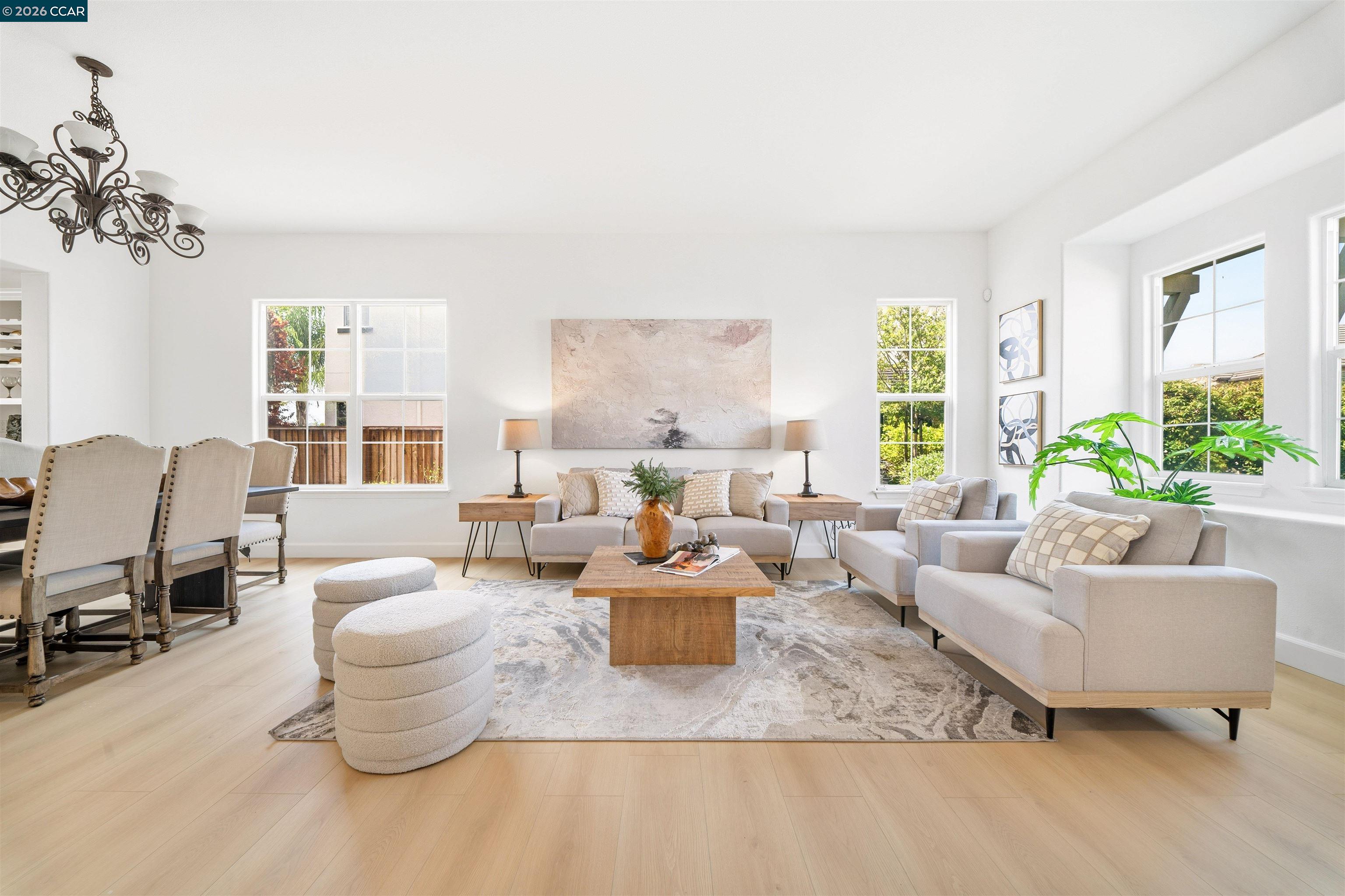 Detail Gallery Image 9 of 55 For 2650 Casella Way, San Ramon,  CA 94582 - 4 Beds | 3/1 Baths