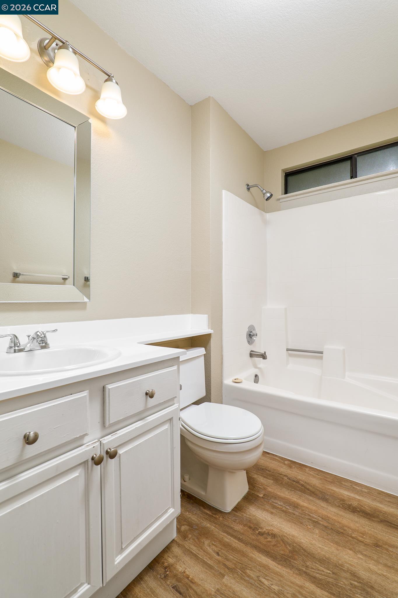 Detail Gallery Image 7 of 27 For 449 Topsail Dr, Vallejo,  CA 94591 - 4 Beds | 2 Baths