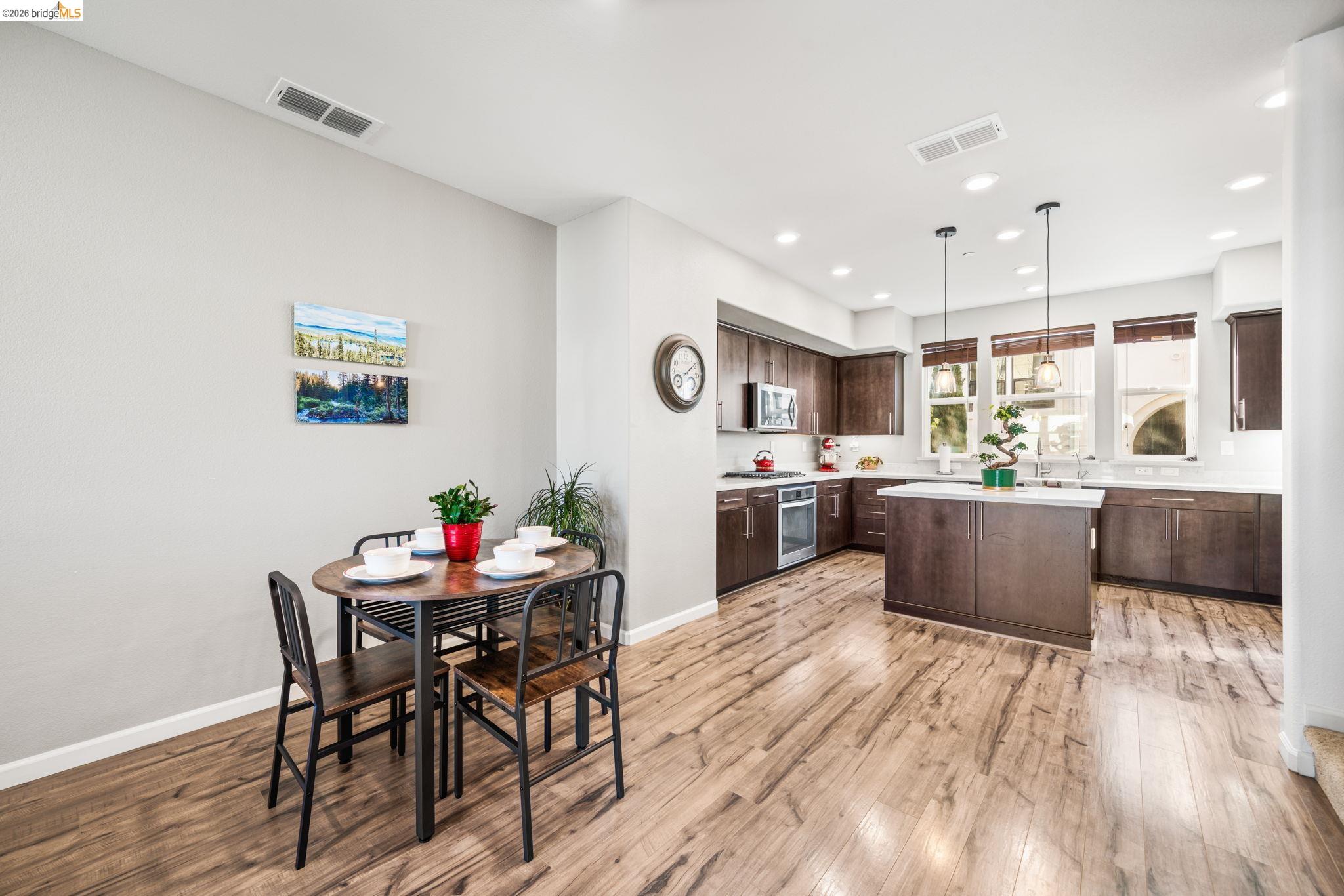 Photo #11: 41127709 Listing: Photo #11