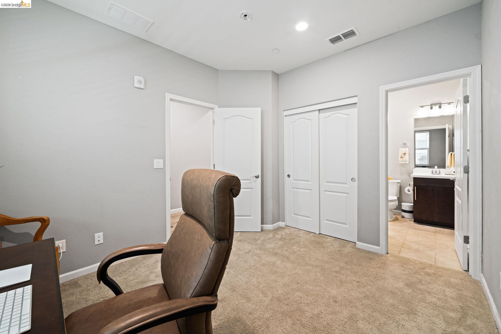 Photo #22: 41127709 Listing: Photo #22