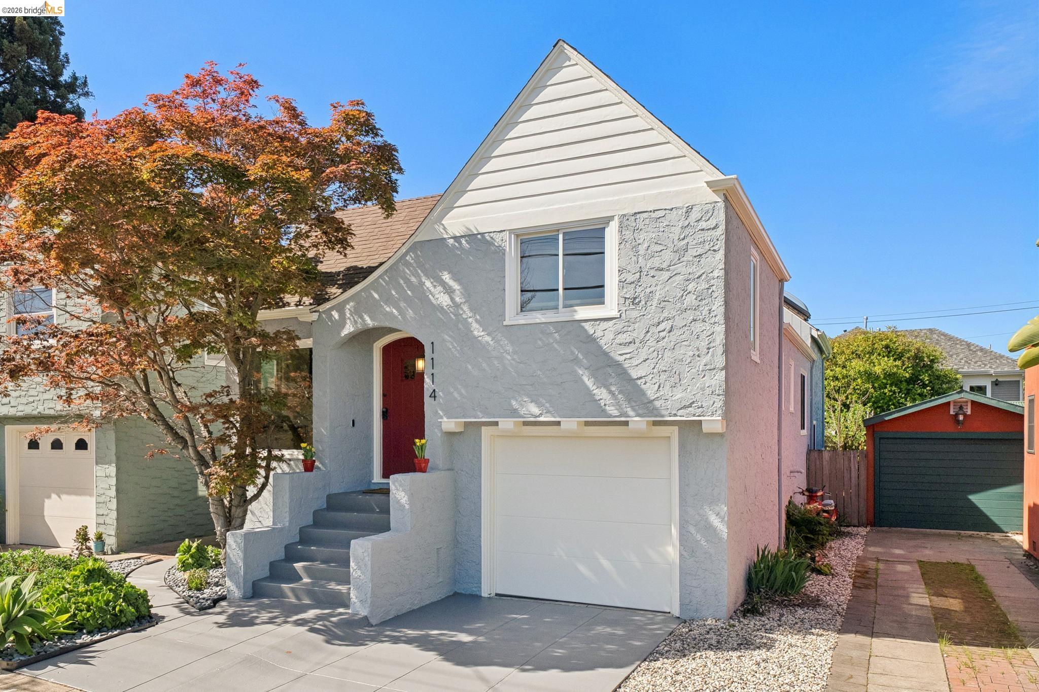 Detail Gallery Image 11 of 59 For 1114 Talbot Ave., Albany,  CA 94706 - 3 Beds | 2 Baths