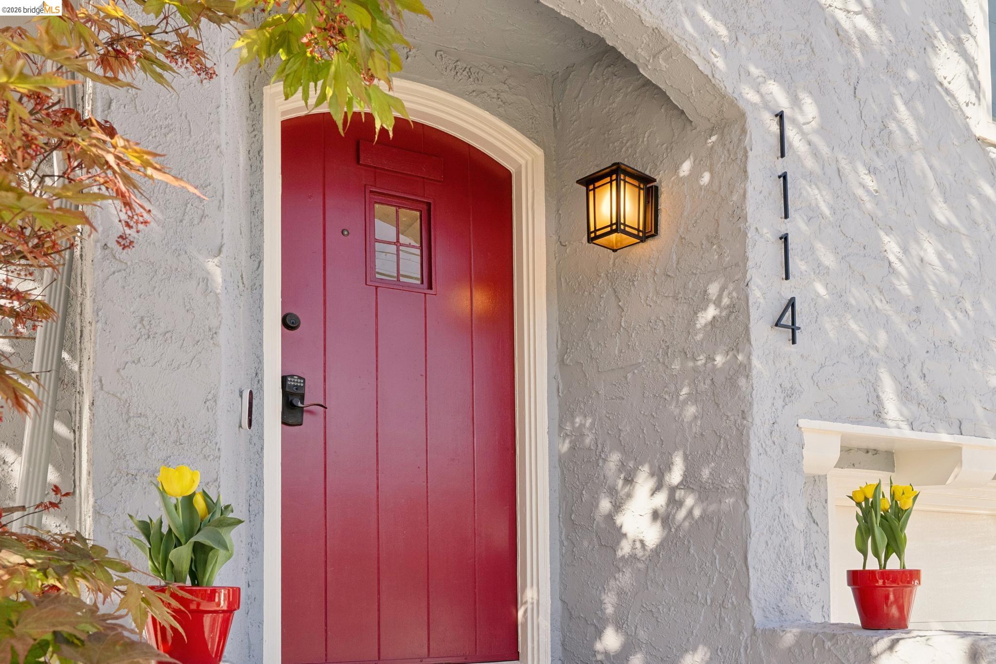 Detail Gallery Image 14 of 59 For 1114 Talbot Ave., Albany,  CA 94706 - 3 Beds | 2 Baths