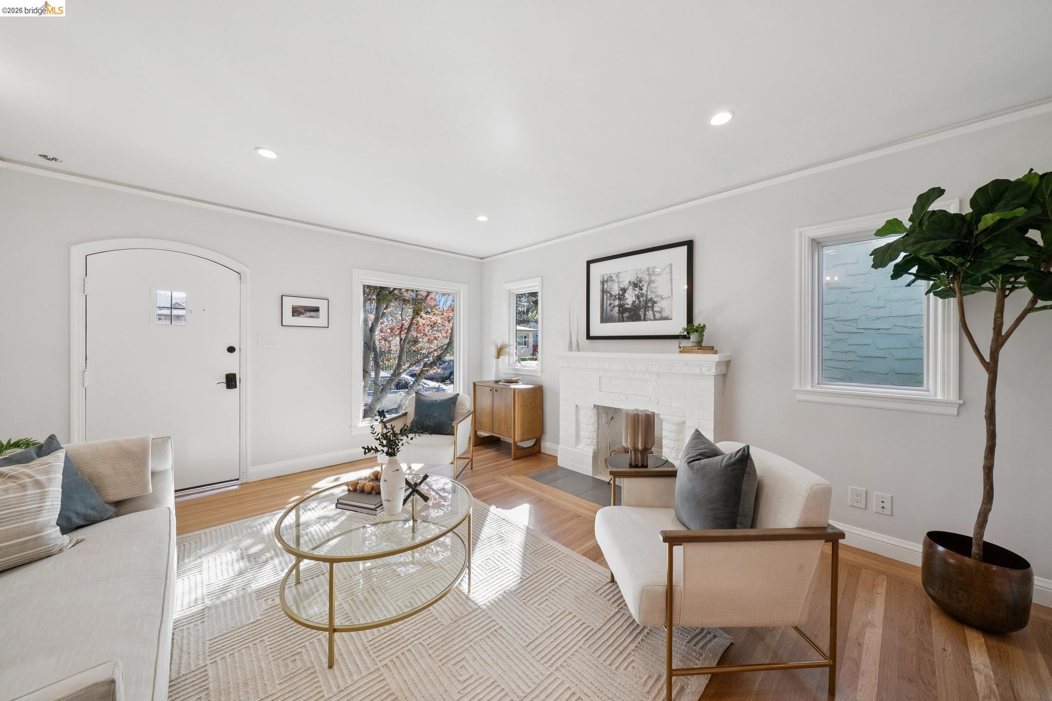 Detail Gallery Image 21 of 59 For 1114 Talbot Ave., Albany,  CA 94706 - 3 Beds | 2 Baths