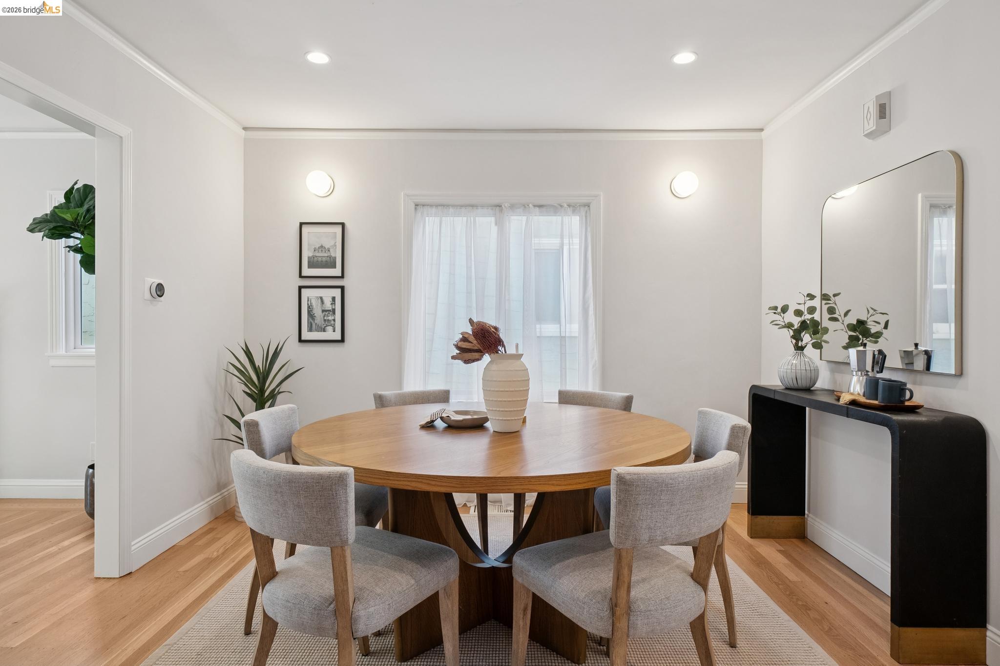 Detail Gallery Image 22 of 59 For 1114 Talbot Ave., Albany,  CA 94706 - 3 Beds | 2 Baths