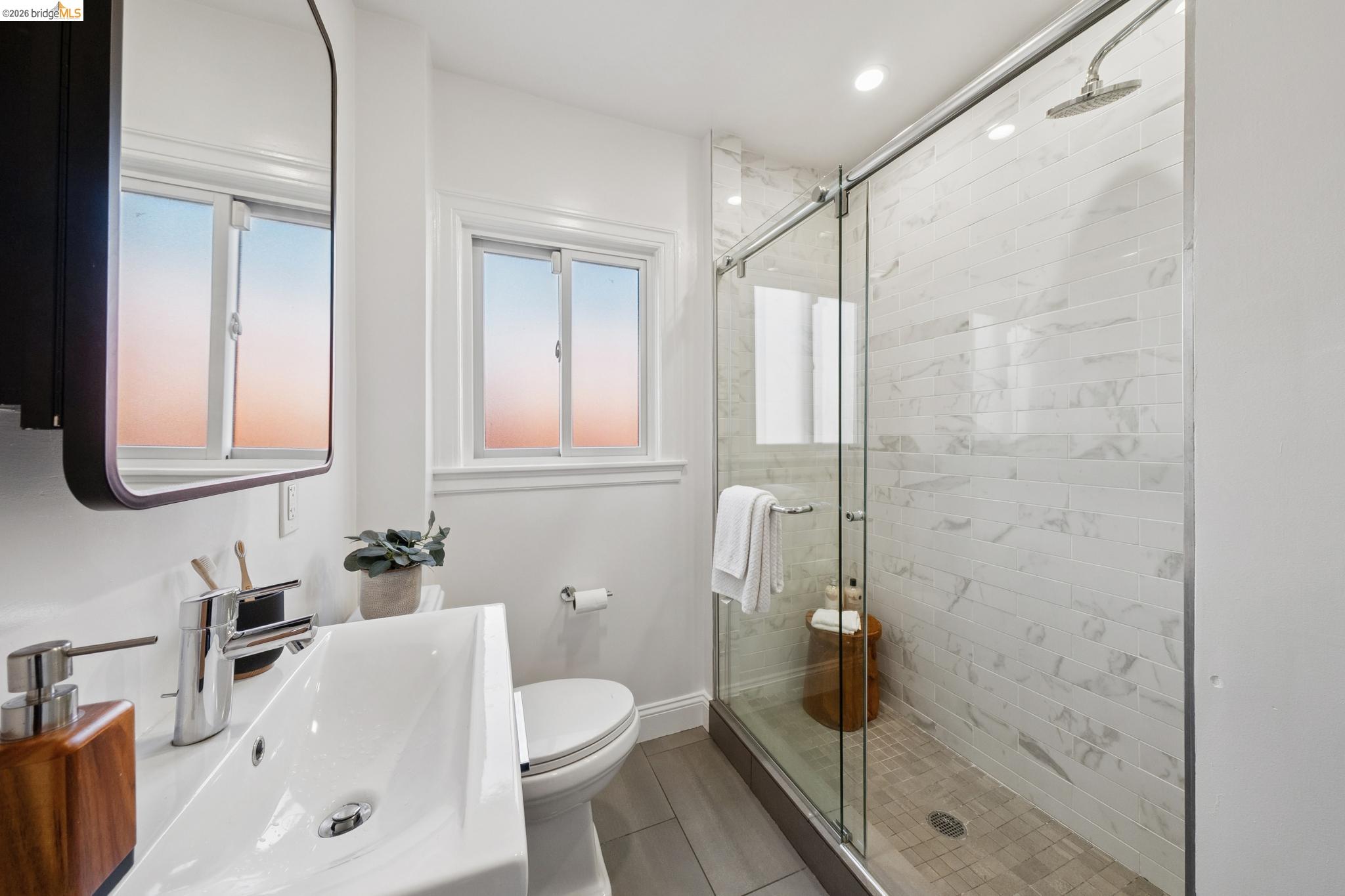 Detail Gallery Image 34 of 59 For 1114 Talbot Ave., Albany,  CA 94706 - 3 Beds | 2 Baths