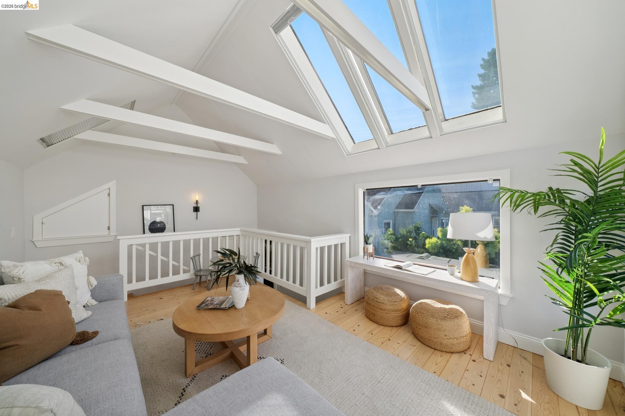 Detail Gallery Image 40 of 59 For 1114 Talbot Ave., Albany,  CA 94706 - 3 Beds | 2 Baths