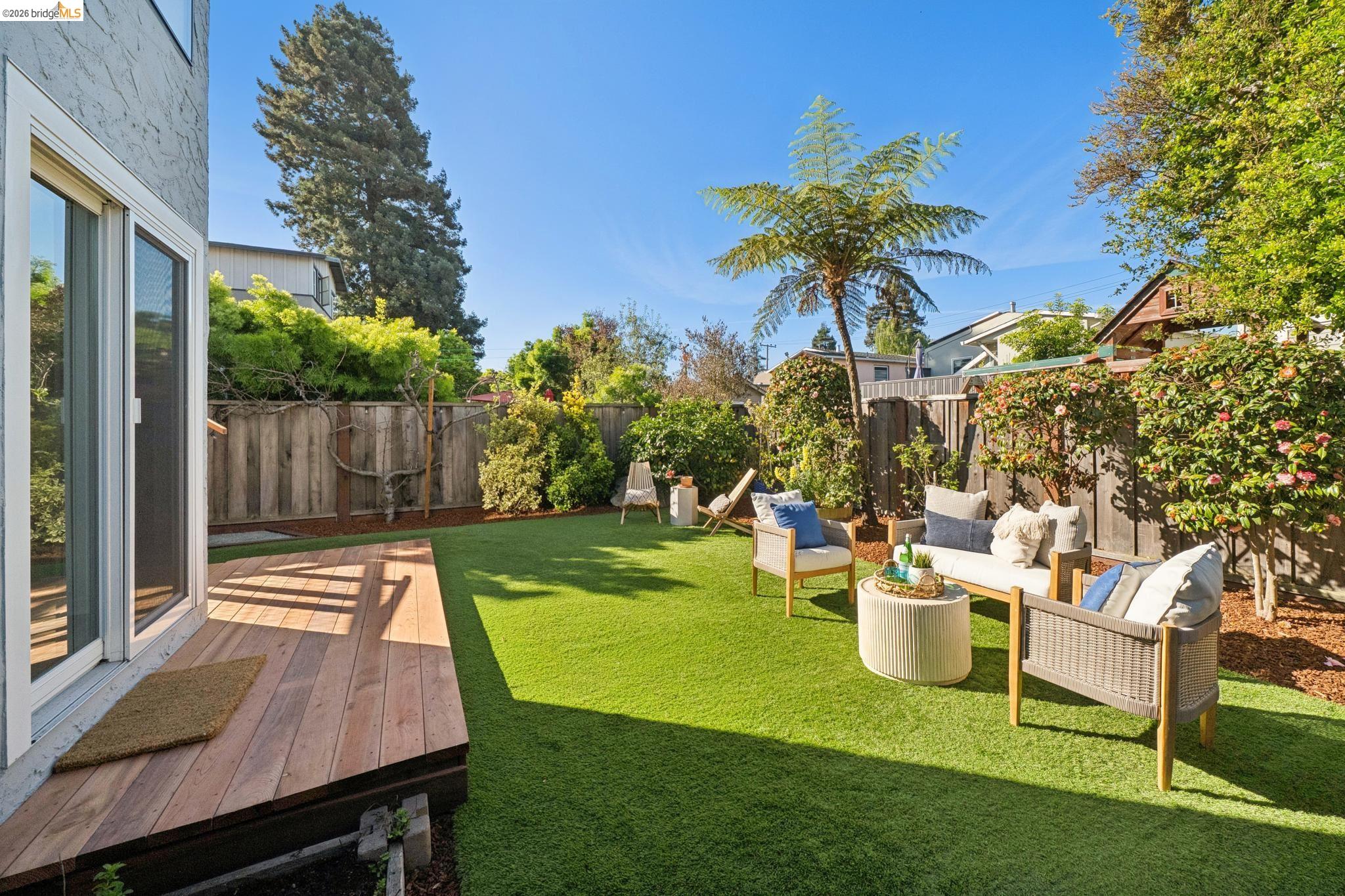 Detail Gallery Image 54 of 59 For 1114 Talbot Ave., Albany,  CA 94706 - 3 Beds | 2 Baths