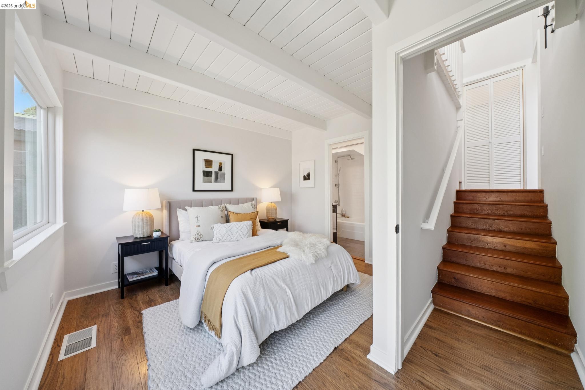 Detail Gallery Image 9 of 59 For 1114 Talbot Ave., Albany,  CA 94706 - 3 Beds | 2 Baths