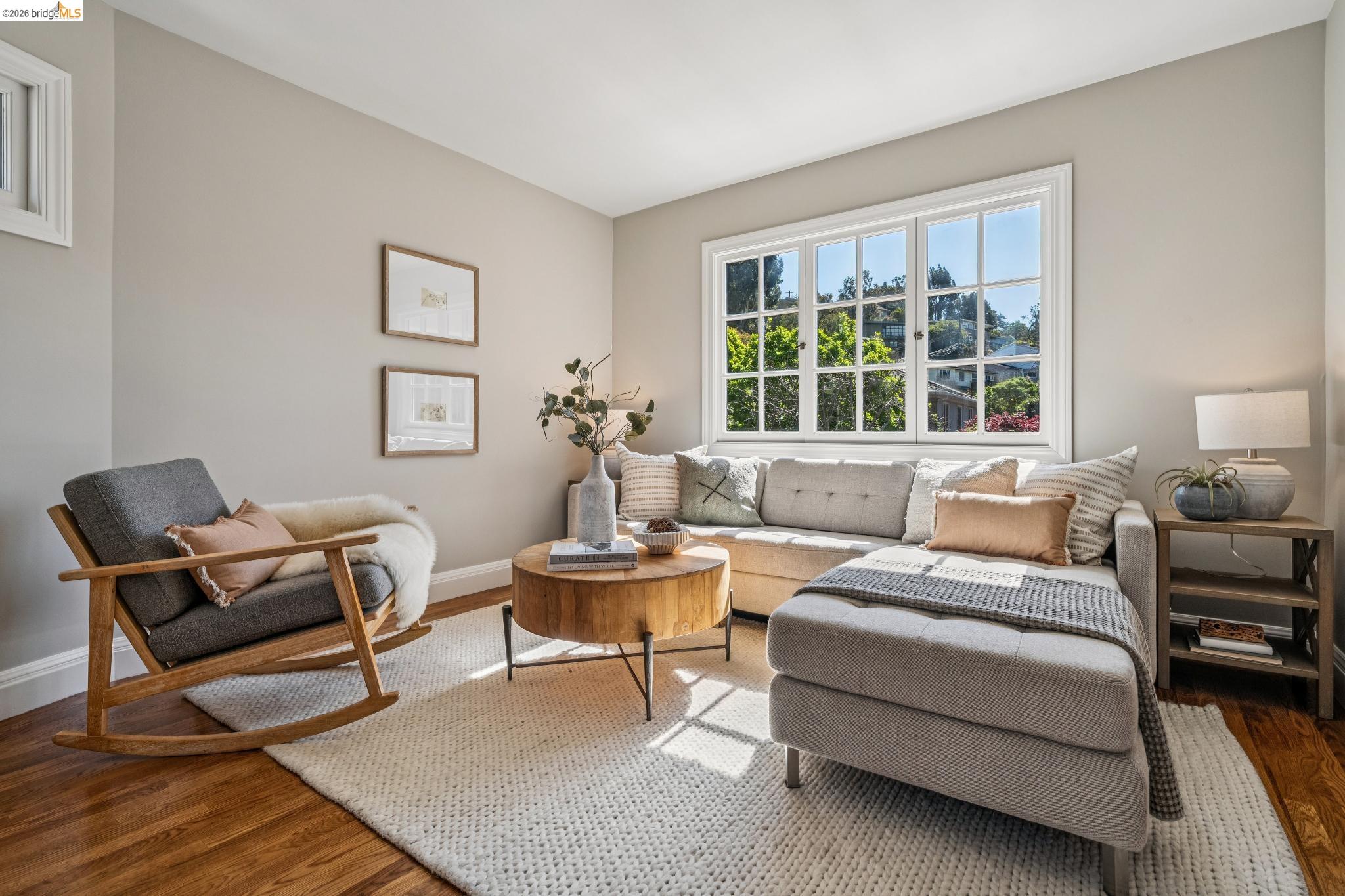 Detail Gallery Image 31 of 59 For 4201 Lakeshore Ave, Oakland,  CA 94610 - 4 Beds | 2/1 Baths