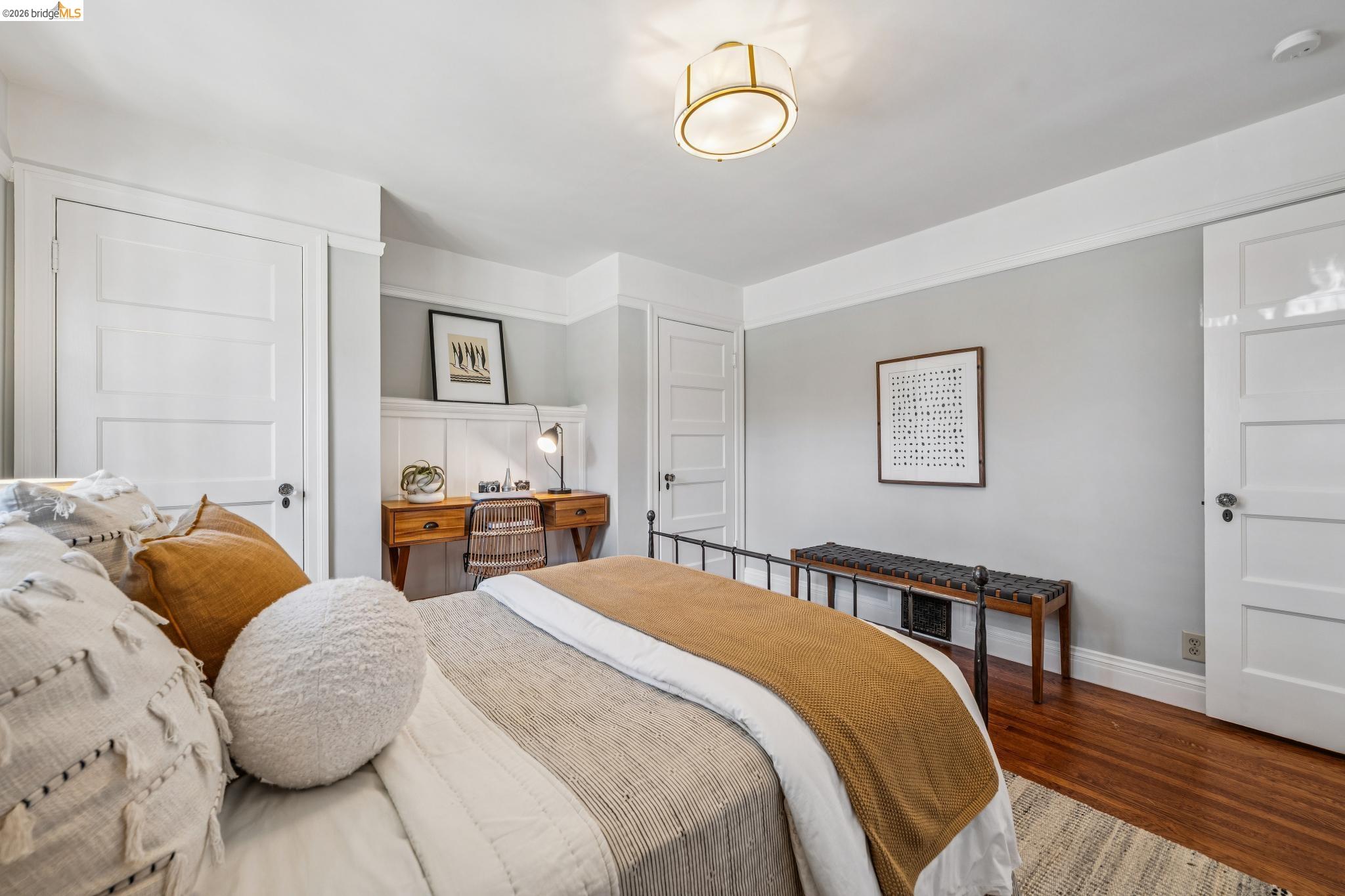 Detail Gallery Image 40 of 59 For 4201 Lakeshore Ave, Oakland,  CA 94610 - 4 Beds | 2/1 Baths