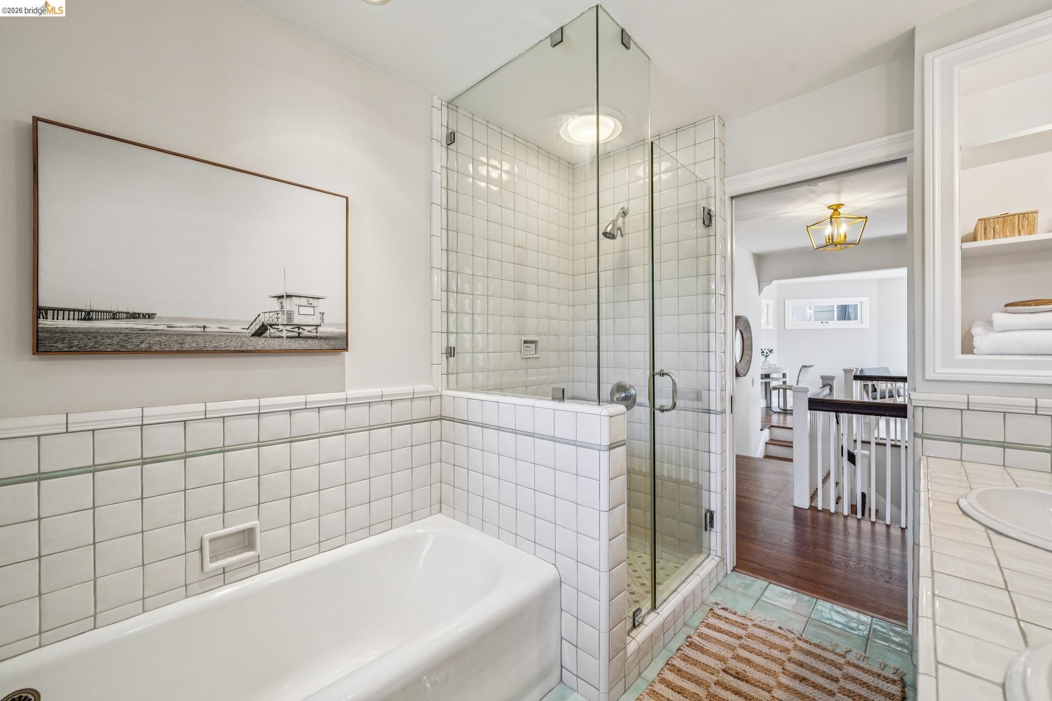 Detail Gallery Image 43 of 60 For 4201 Lakeshore Ave, Oakland,  CA 94610 - 4 Beds | 2/1 Baths