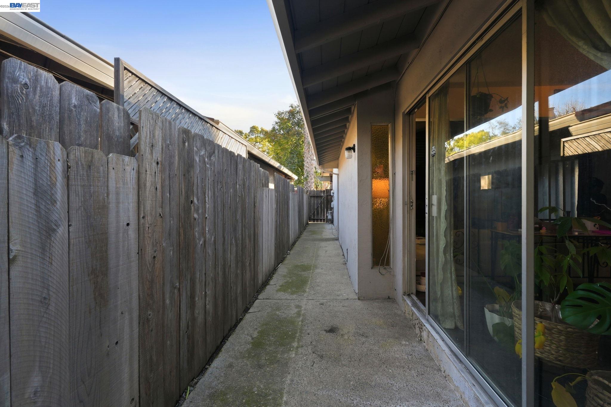 Detail Gallery Image 3 of 5 For 6215 Morgan Pl, Stockton,  CA 95219 - – Beds | – Baths