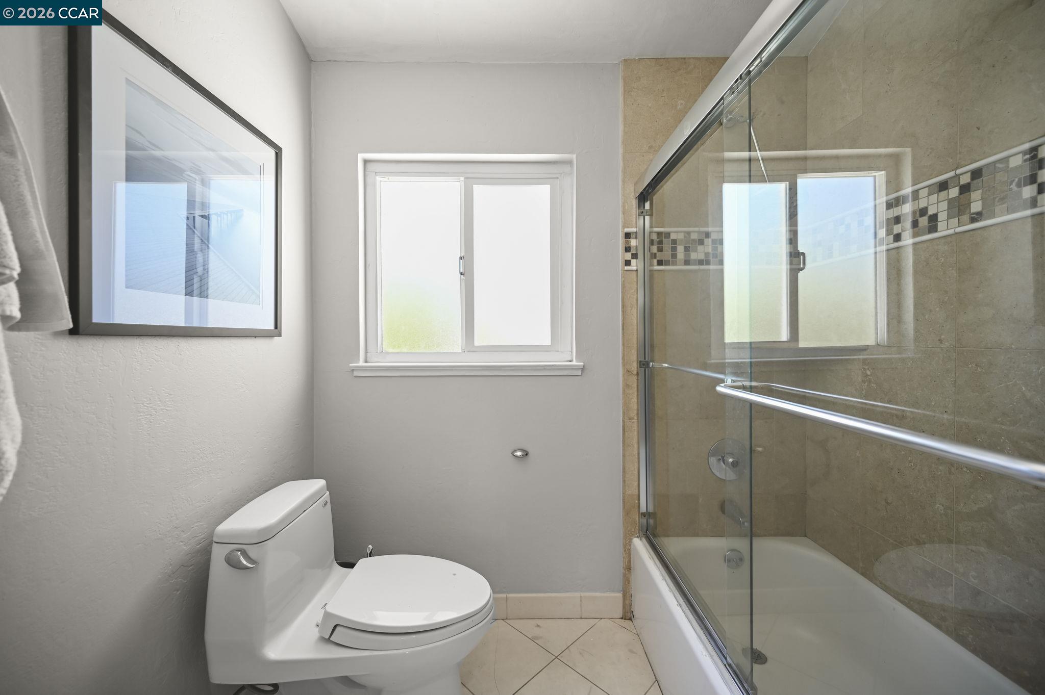 Detail Gallery Image 22 of 31 For 203 Virginia Cir, Martinez,  CA 94553 - 4 Beds | 2 Baths