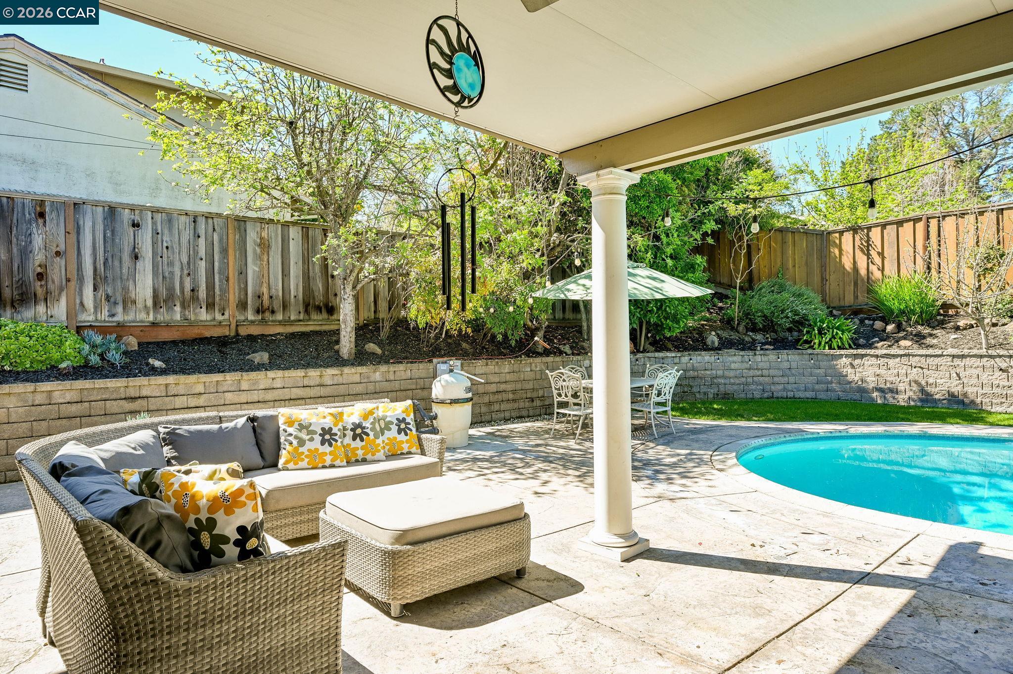 Detail Gallery Image 27 of 31 For 203 Virginia Cir, Martinez,  CA 94553 - 4 Beds | 2 Baths