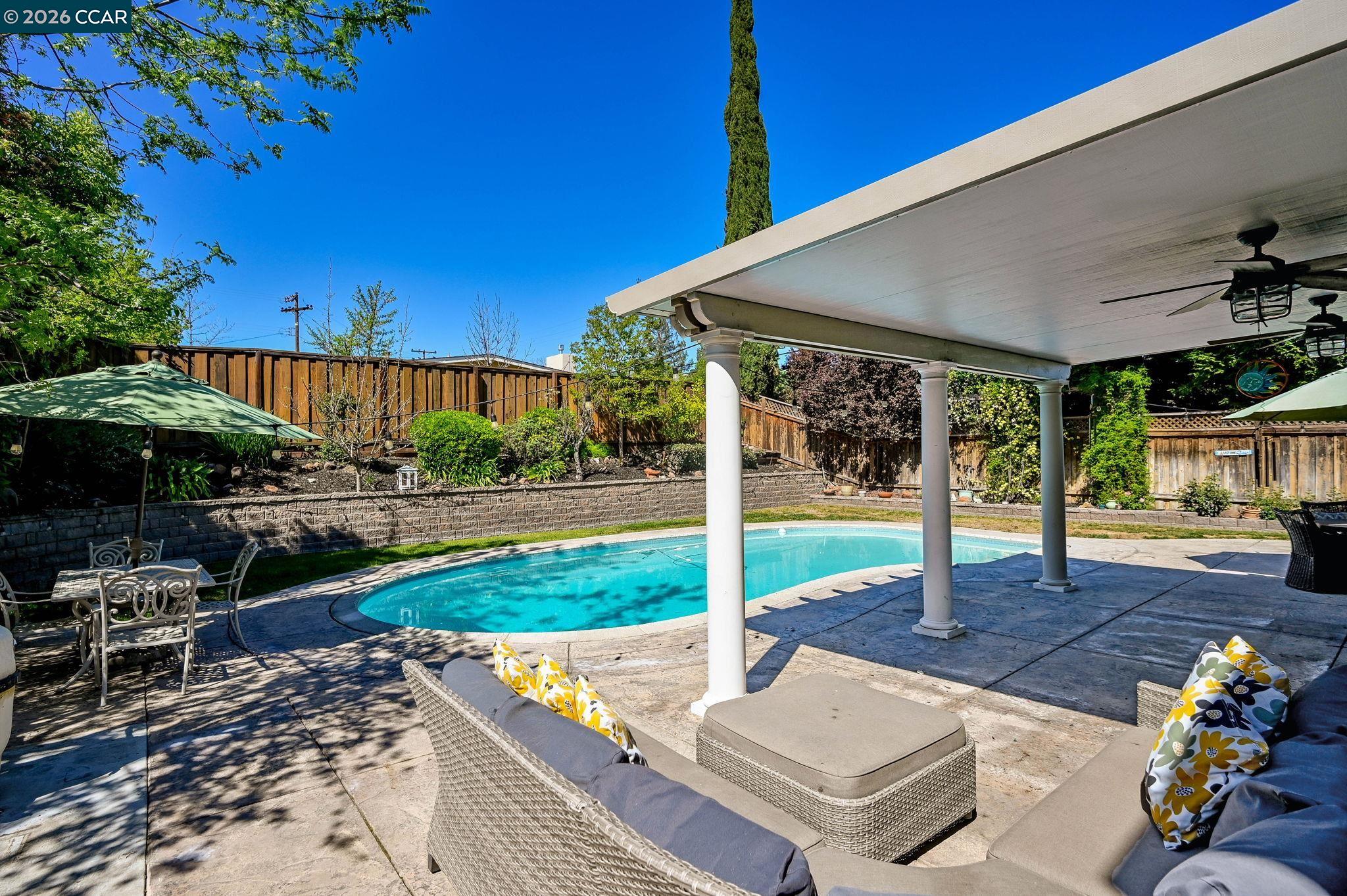 Detail Gallery Image 29 of 31 For 203 Virginia Cir, Martinez,  CA 94553 - 4 Beds | 2 Baths