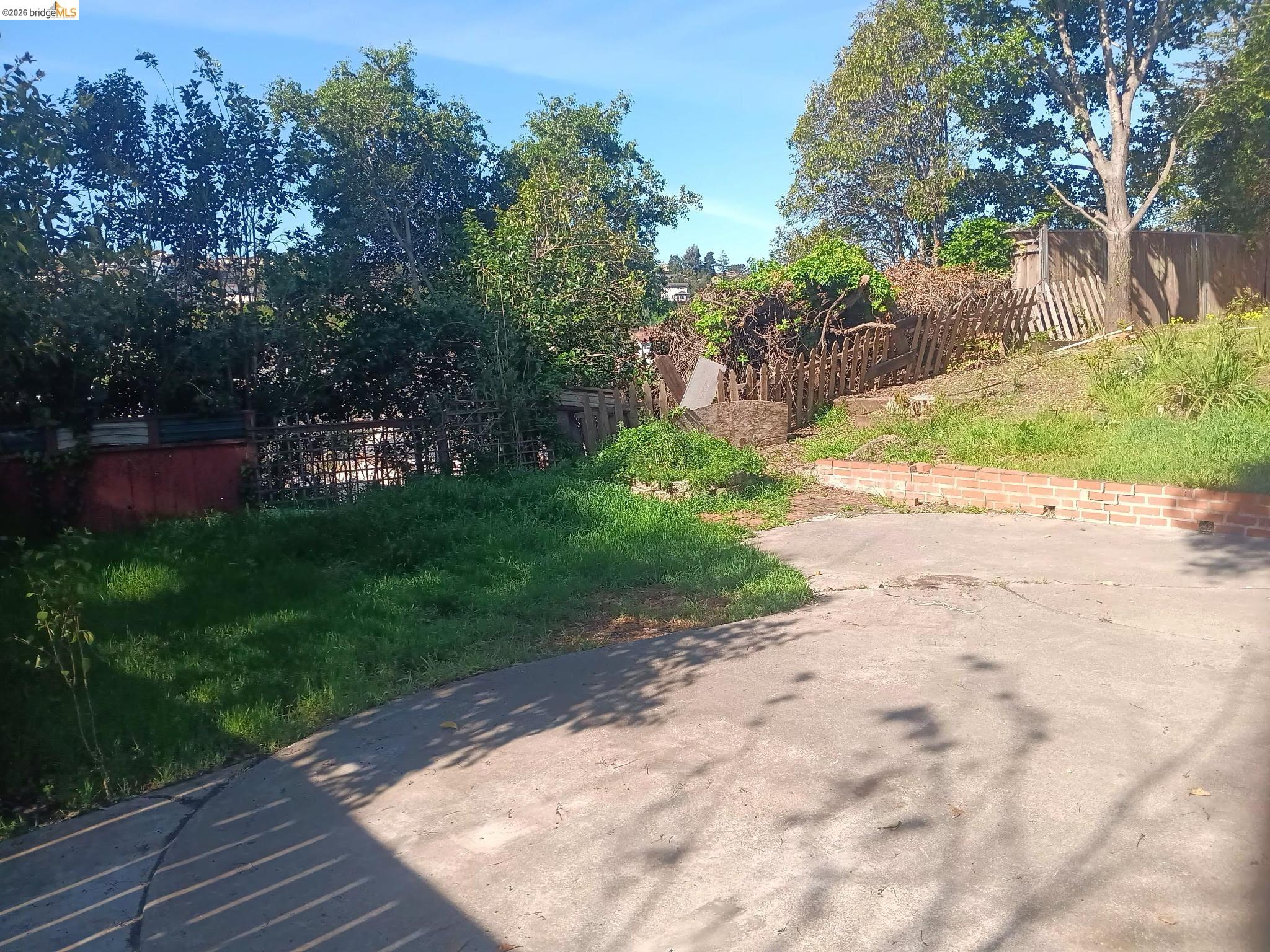 Detail Gallery Image 9 of 22 For 2843 Jennifer Dr, Castro Valley,  CA 94546 - 4 Beds | 2/1 Baths