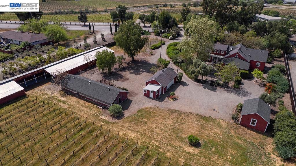 Detail Gallery Image 51 of 59 For 1972 S Livermore Ave, Livermore,  CA 94550 - 5 Beds | 2 Baths