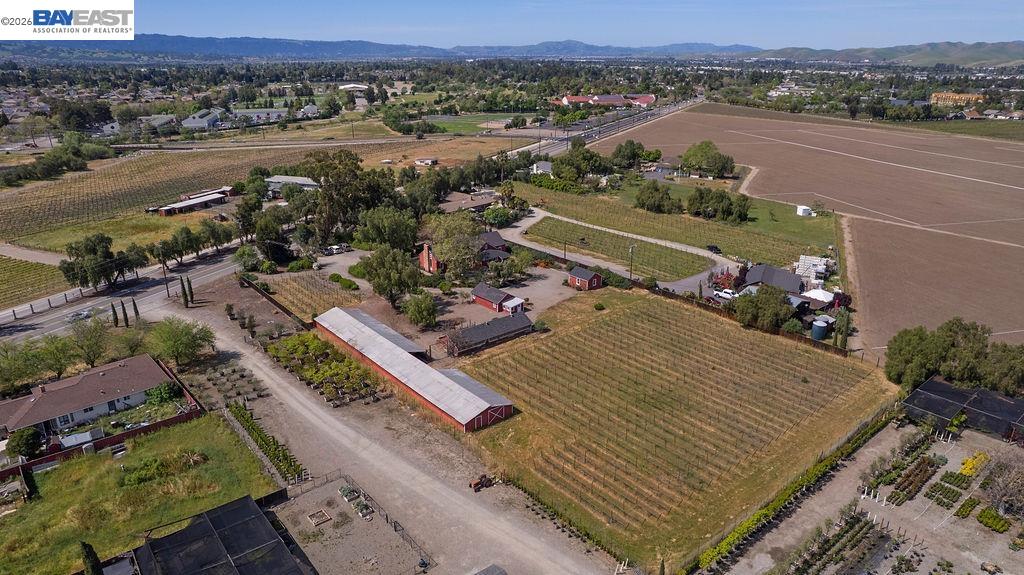 Detail Gallery Image 53 of 59 For 1972 S Livermore Ave, Livermore,  CA 94550 - 5 Beds | 2 Baths