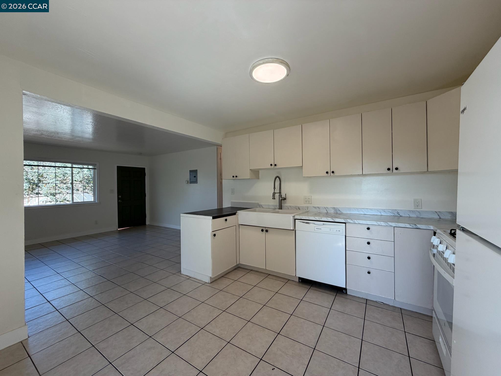 Detail Gallery Image 7 of 20 For 729 Pennsylvania St, Vallejo,  CA 94590 - 2 Beds | 1 Baths