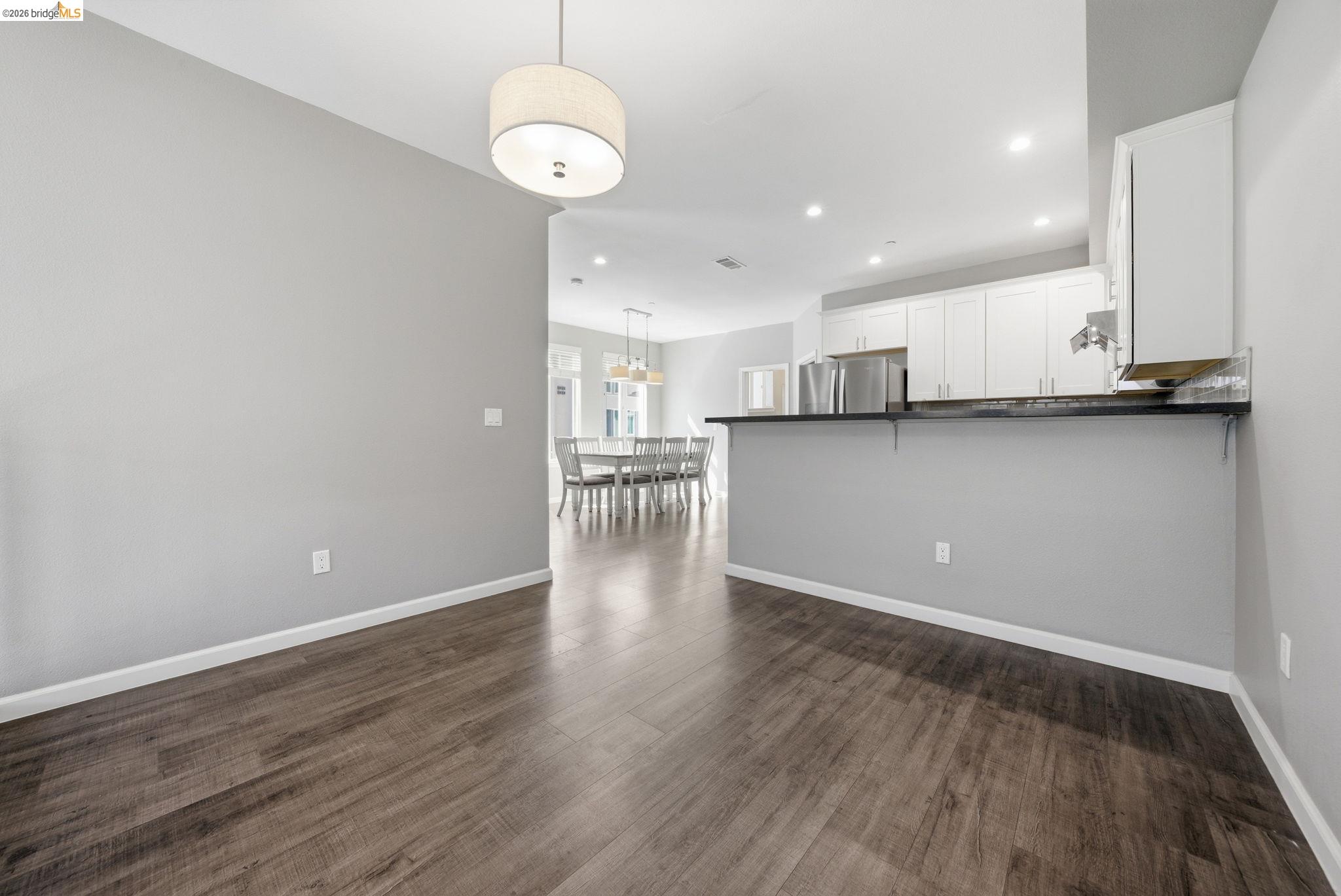 Detail Gallery Image 12 of 60 For 817 Estancia Ter, Hayward,  CA 94541 - 4 Beds | 3 Baths