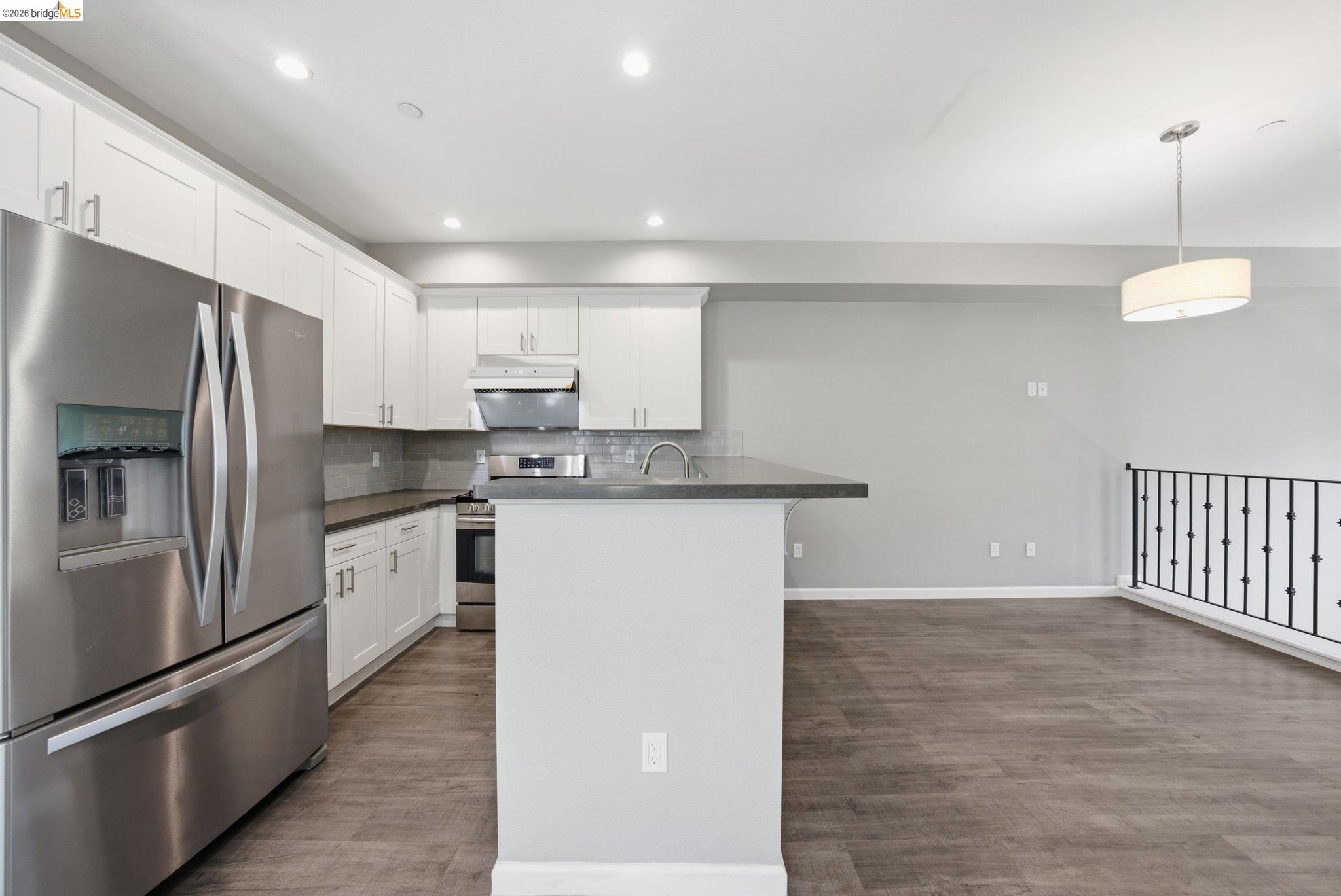 Detail Gallery Image 19 of 60 For 817 Estancia Ter, Hayward,  CA 94541 - 4 Beds | 3 Baths