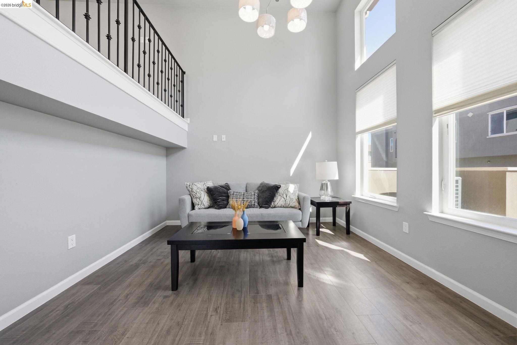 Detail Gallery Image 7 of 60 For 817 Estancia Ter, Hayward,  CA 94541 - 4 Beds | 3 Baths