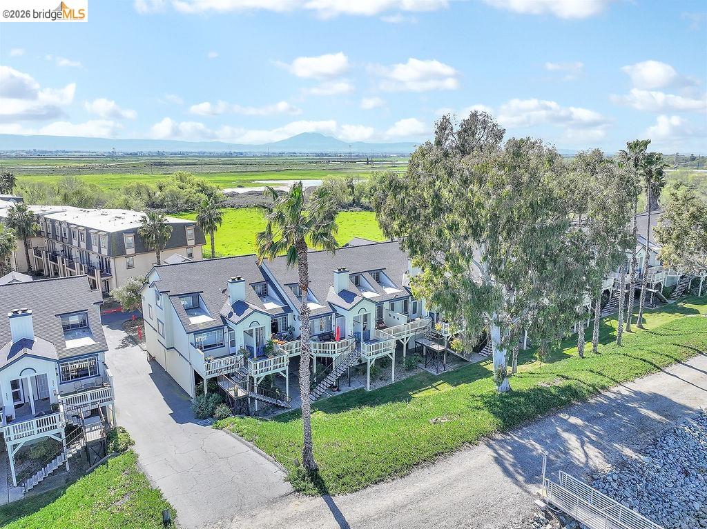 Detail Gallery Image 7 of 31 For 3487 Wells Rd, Oakley,  CA 94561 - 2 Beds | 2 Baths