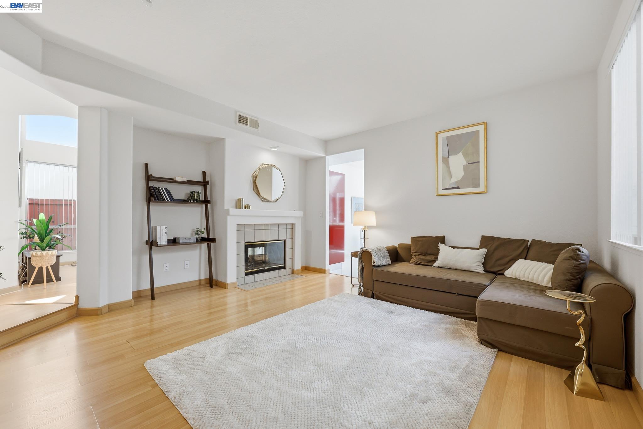 Detail Gallery Image 11 of 60 For 906 Vista Pointe Dr, San Ramon,  CA 94582 - 3 Beds | 2/1 Baths