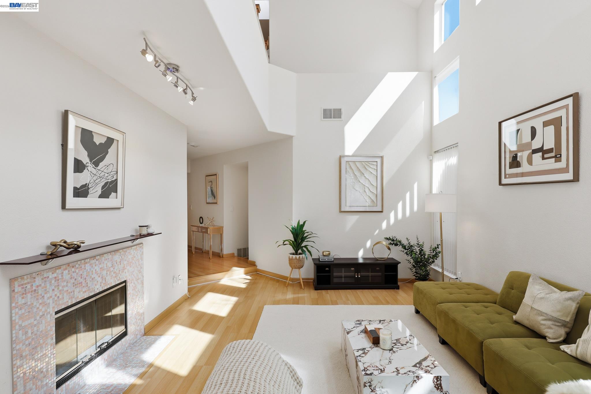 Detail Gallery Image 15 of 60 For 906 Vista Pointe Dr, San Ramon,  CA 94582 - 3 Beds | 2/1 Baths