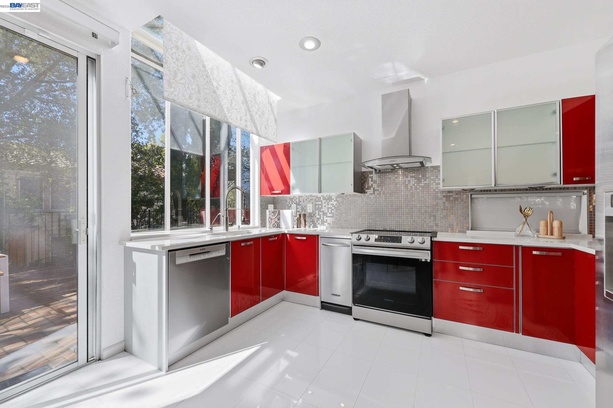 Detail Gallery Image 19 of 60 For 906 Vista Pointe Dr, San Ramon,  CA 94582 - 3 Beds | 2/1 Baths