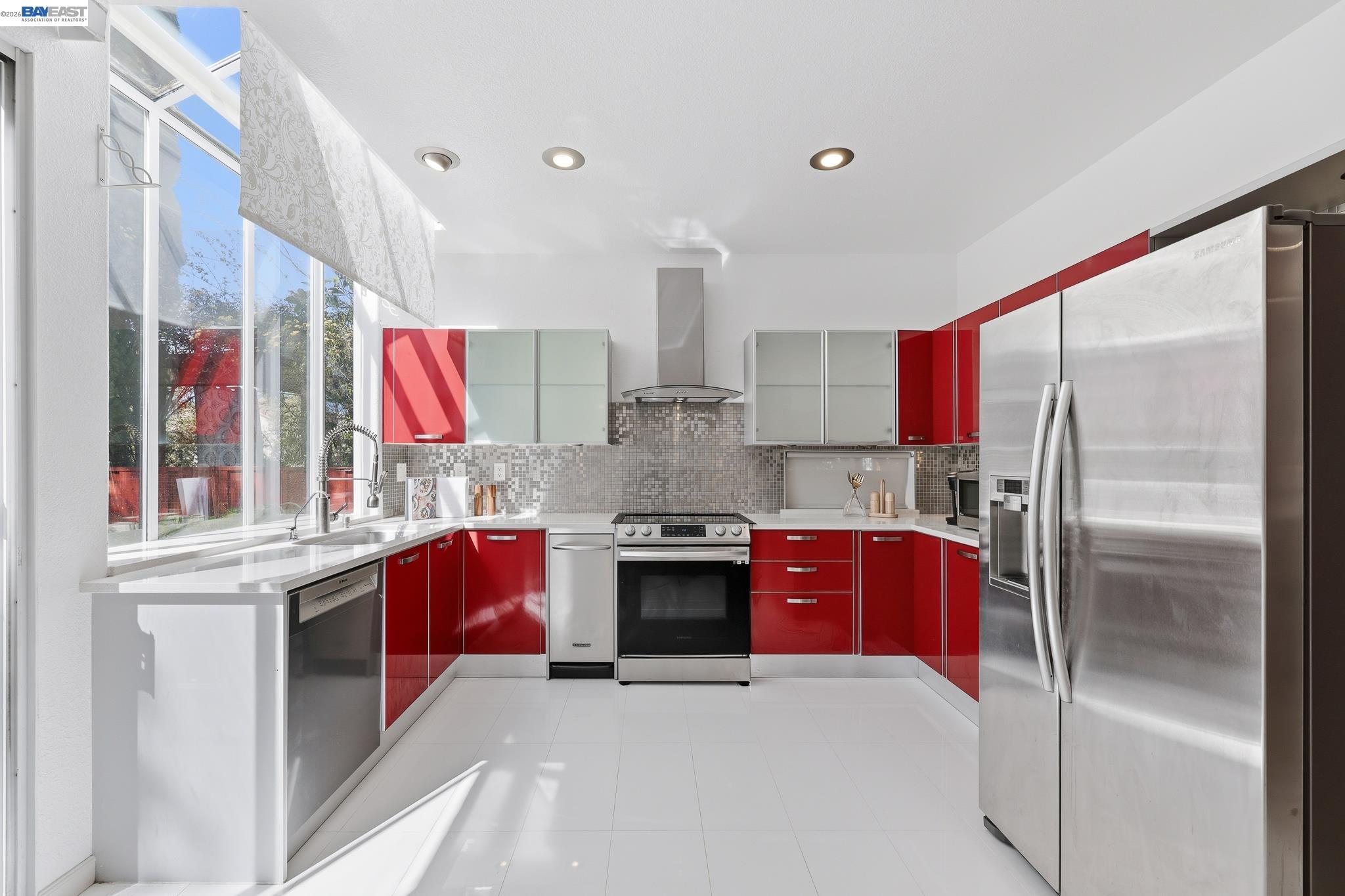 Detail Gallery Image 22 of 60 For 906 Vista Pointe Dr, San Ramon,  CA 94582 - 3 Beds | 2/1 Baths