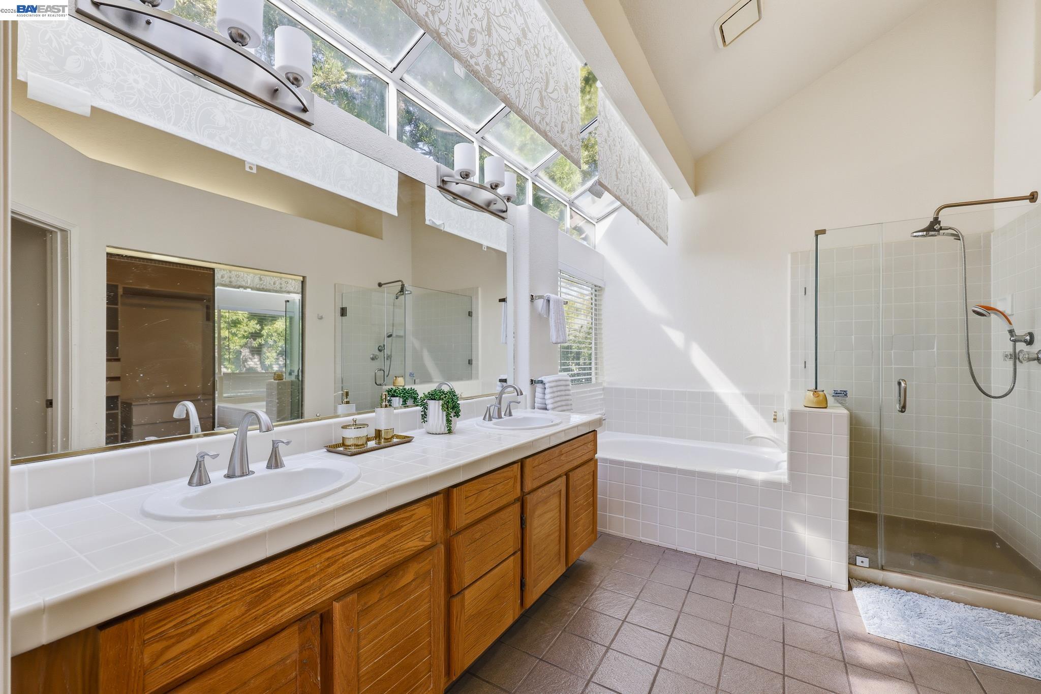 Detail Gallery Image 44 of 60 For 906 Vista Pointe Dr, San Ramon,  CA 94582 - 3 Beds | 2/1 Baths