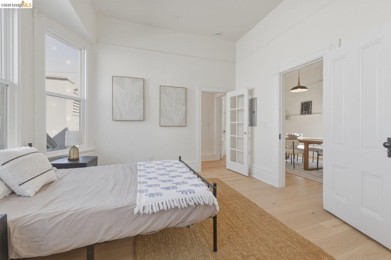 Detail Gallery Image 14 of 55 For 523 25th St, Oakland,  CA 94612 - 7 Beds | 3/1 Baths