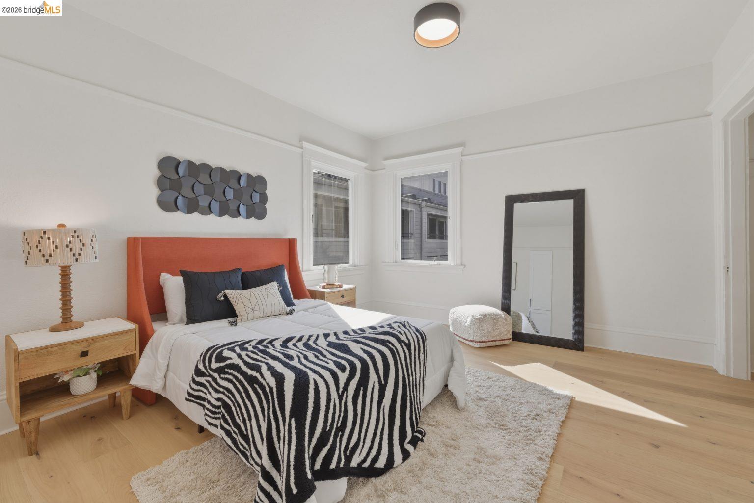 Detail Gallery Image 19 of 54 For 523 25th St, Oakland,  CA 94612 - – Beds | – Baths