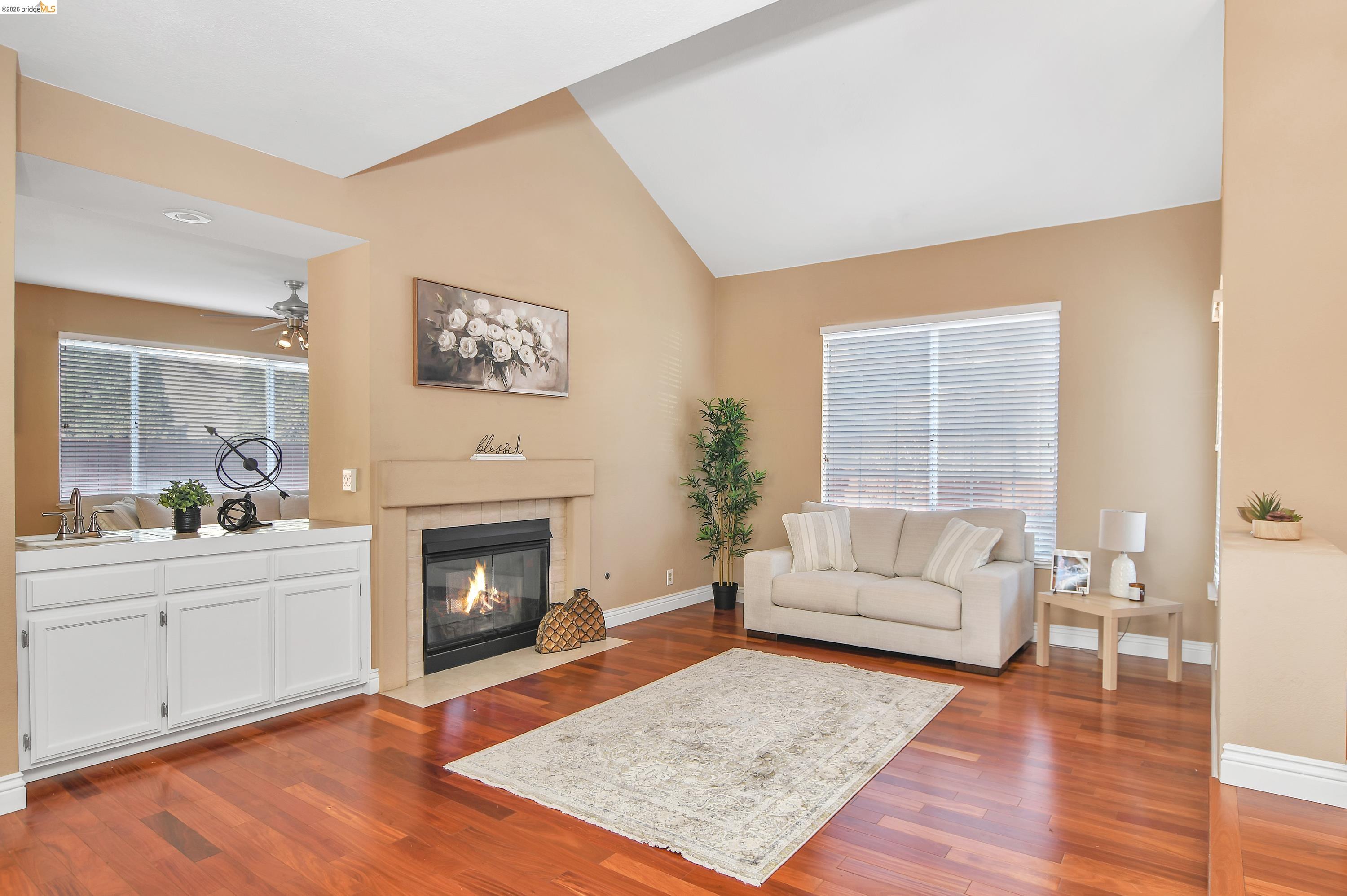 Detail Gallery Image 2 of 29 For 2454 San Simeon Ct, Discovery Bay,  CA 94505 - 4 Beds | 2/1 Baths