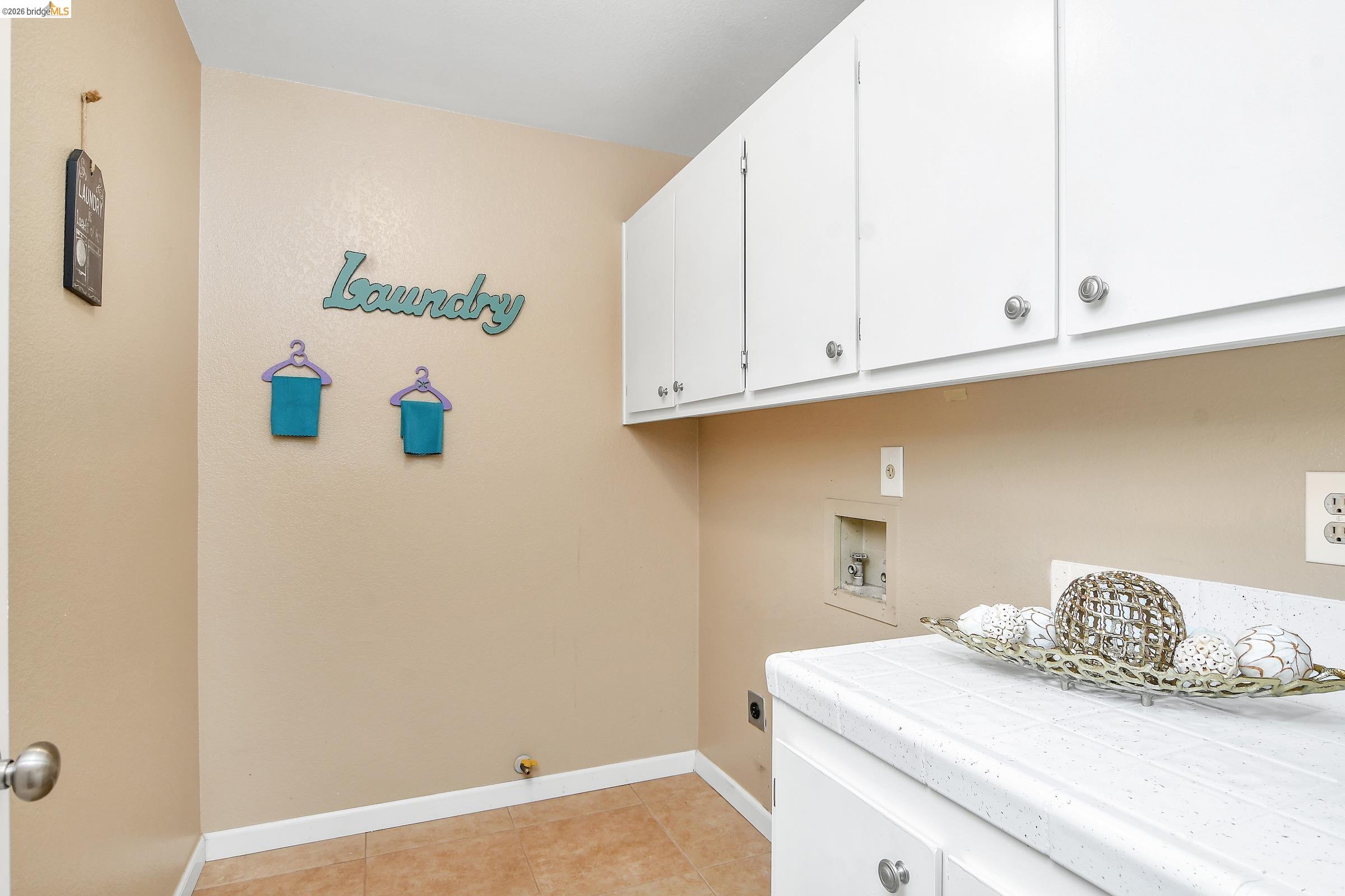 Detail Gallery Image 11 of 29 For 2454 San Simeon Ct, Discovery Bay,  CA 94505 - 4 Beds | 2/1 Baths