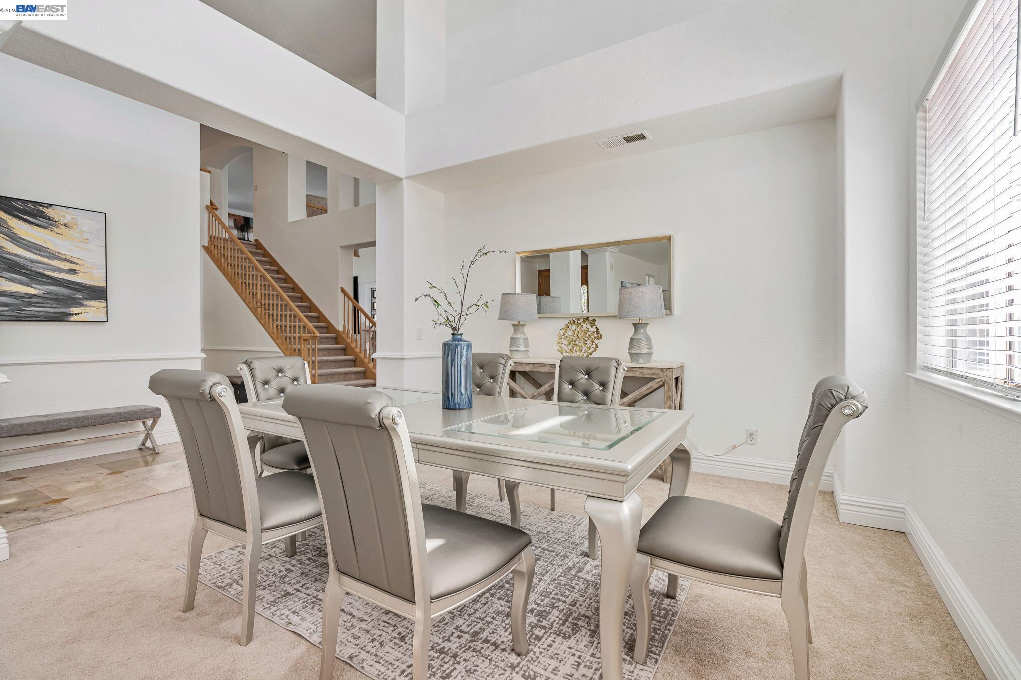 Detail Gallery Image 17 of 60 For 5065 Carbondale Way, Antioch,  CA 94531 - 5 Beds | 3 Baths