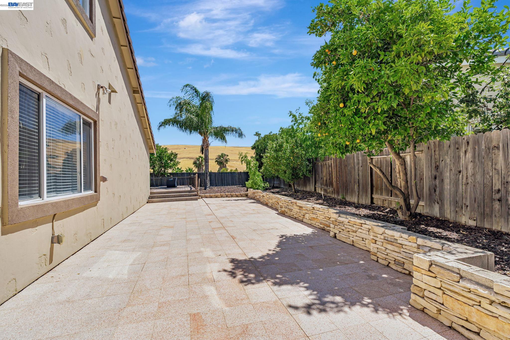 Detail Gallery Image 45 of 60 For 5065 Carbondale Way, Antioch,  CA 94531 - 5 Beds | 3 Baths