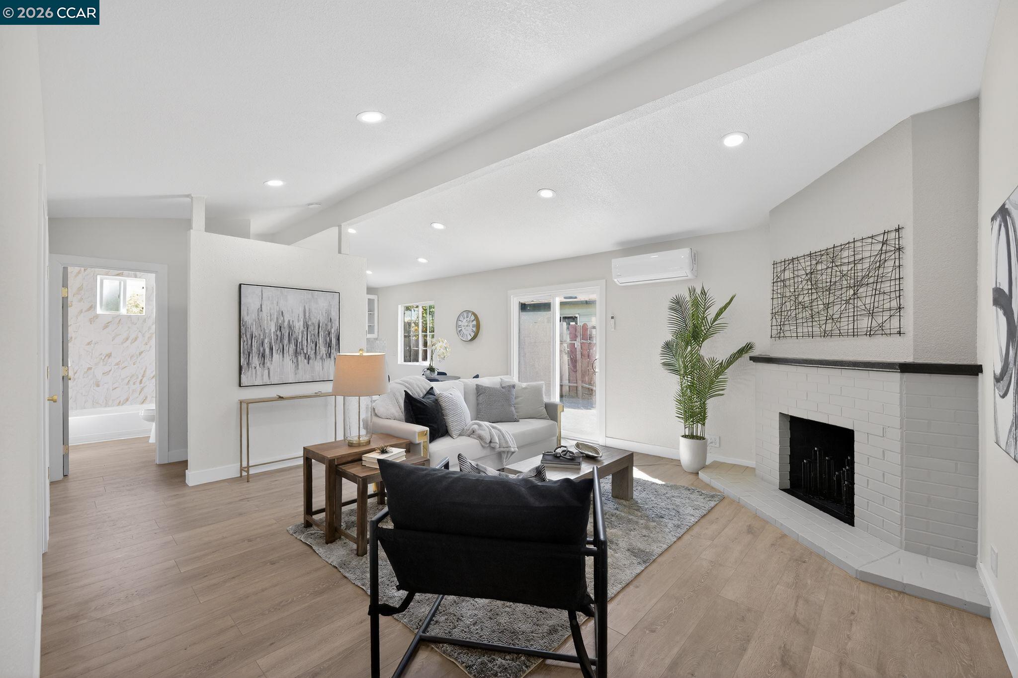 Detail Gallery Image 5 of 20 For 1636 Clay Street, Fairfield,  CA 94533 - 3 Beds | 2 Baths