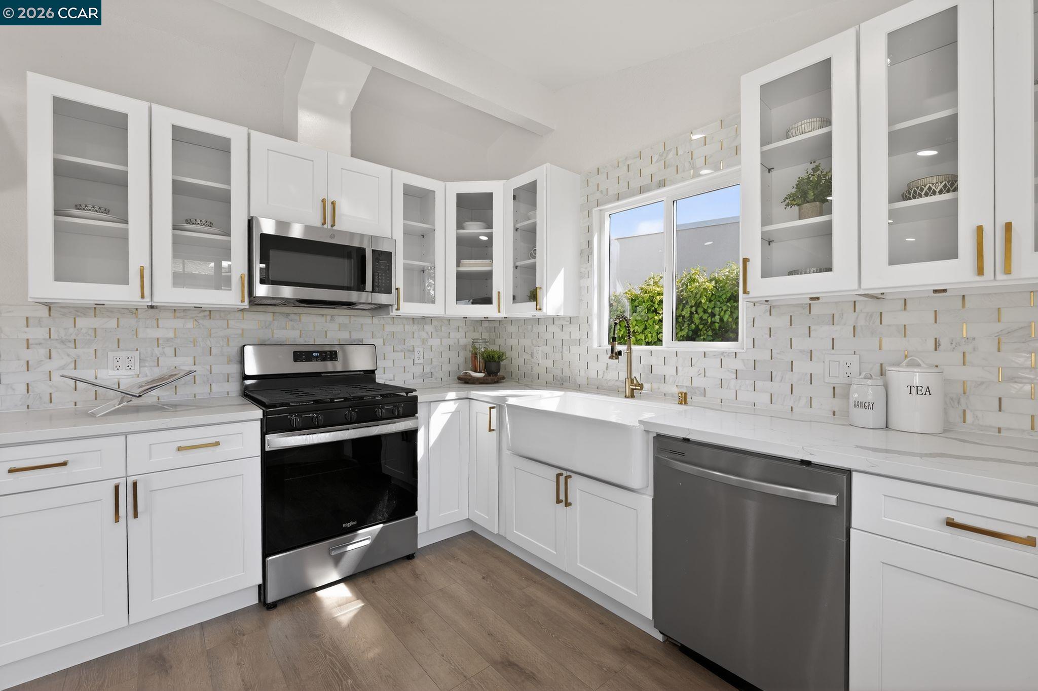 Detail Gallery Image 8 of 20 For 1636 Clay Street, Fairfield,  CA 94533 - 3 Beds | 2 Baths