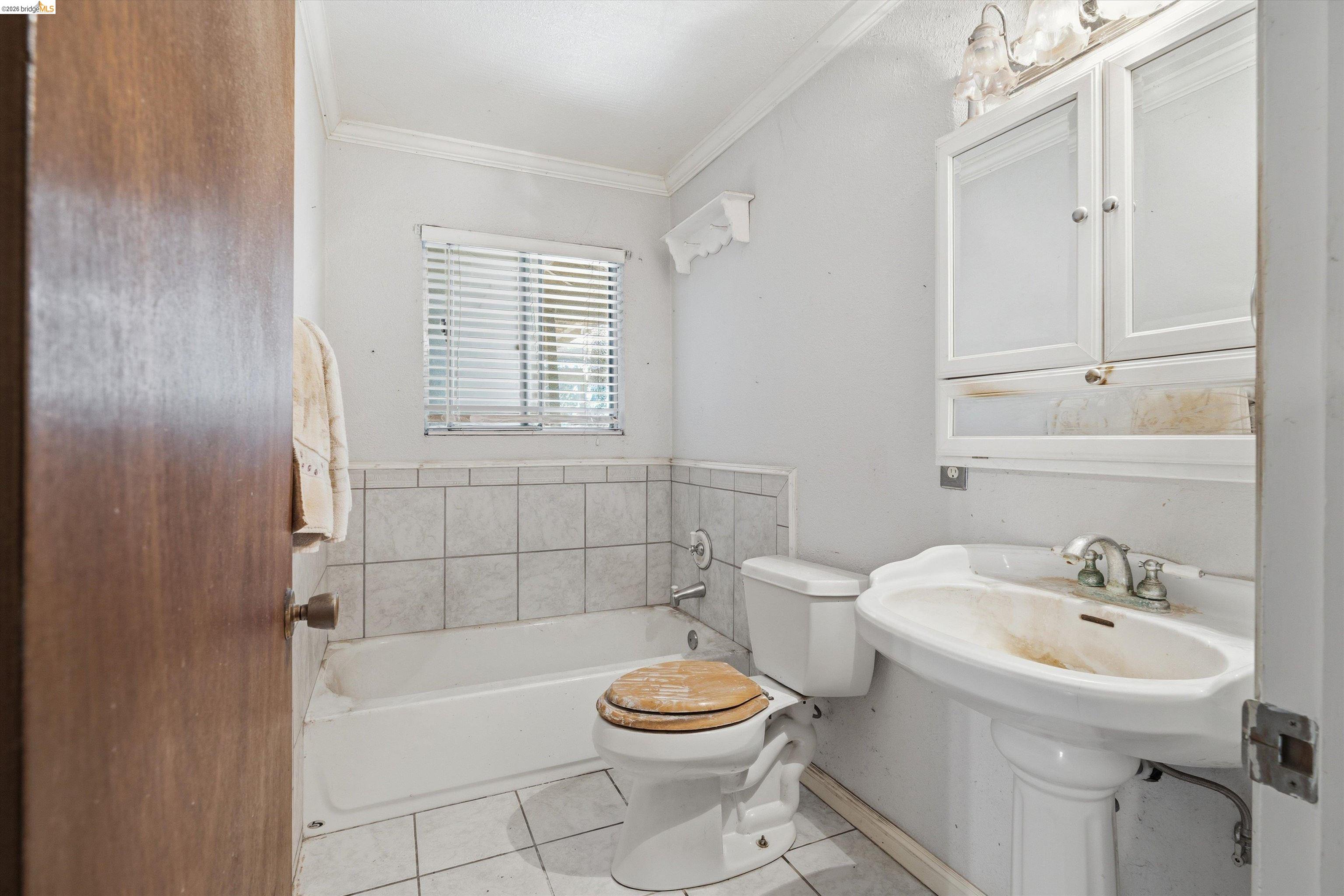 Detail Gallery Image 6 of 12 For 5364 Aspen Rd, Oakley,  CA 94561 - 3 Beds | 2 Baths